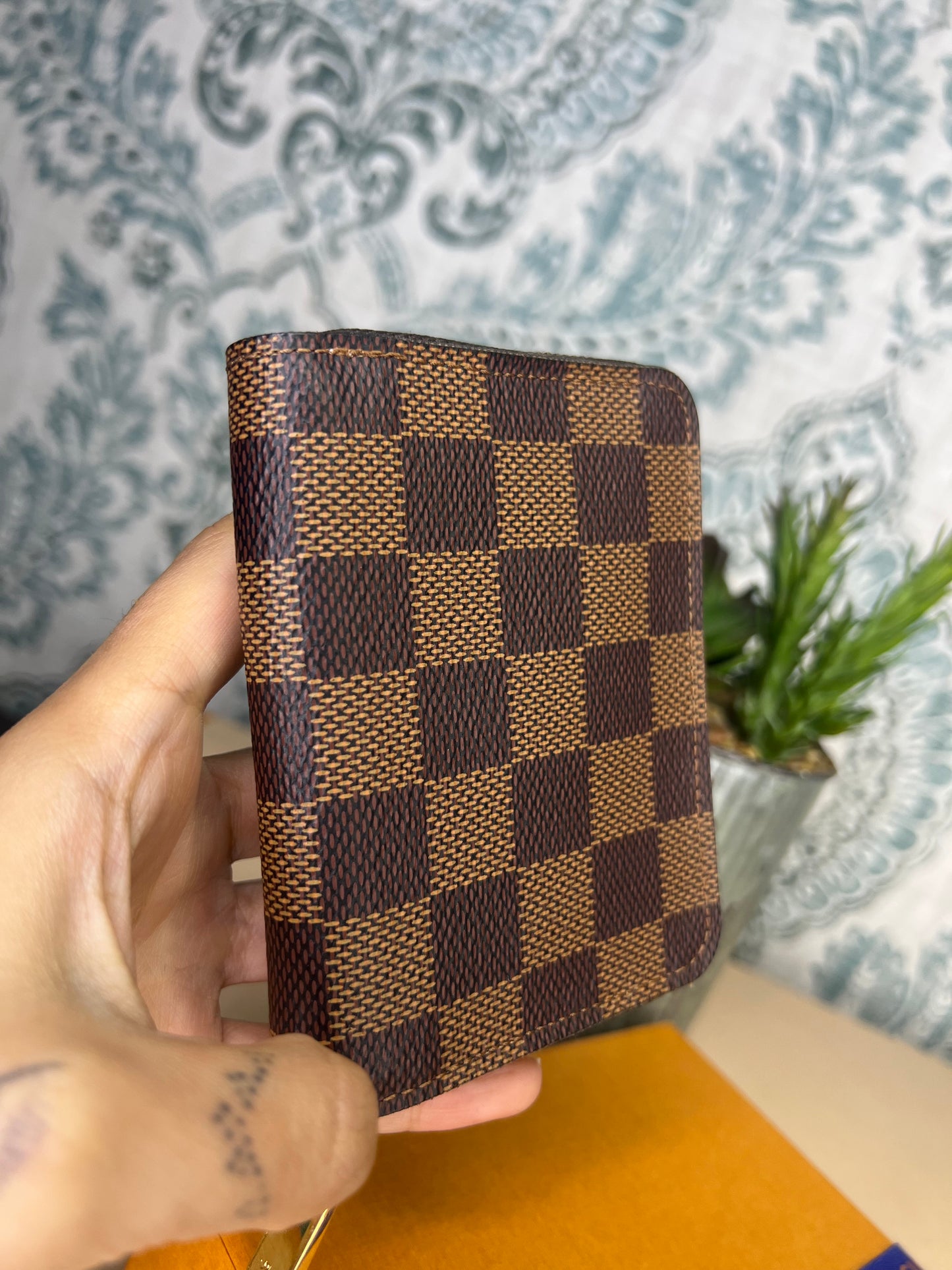 Louis Vuitton Rose Ballerine Zippy Compact Wallet