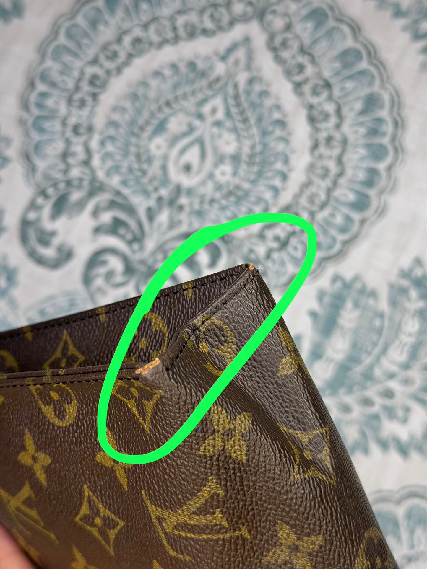 Louis Vuitton Monogram Toiletry 26