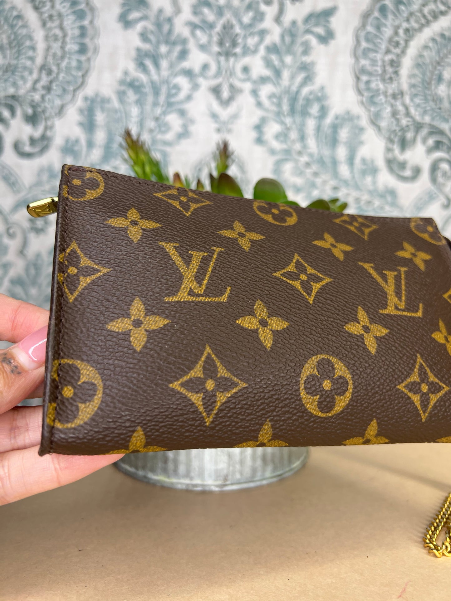 Louis Vuitton Bucket PM Pouch