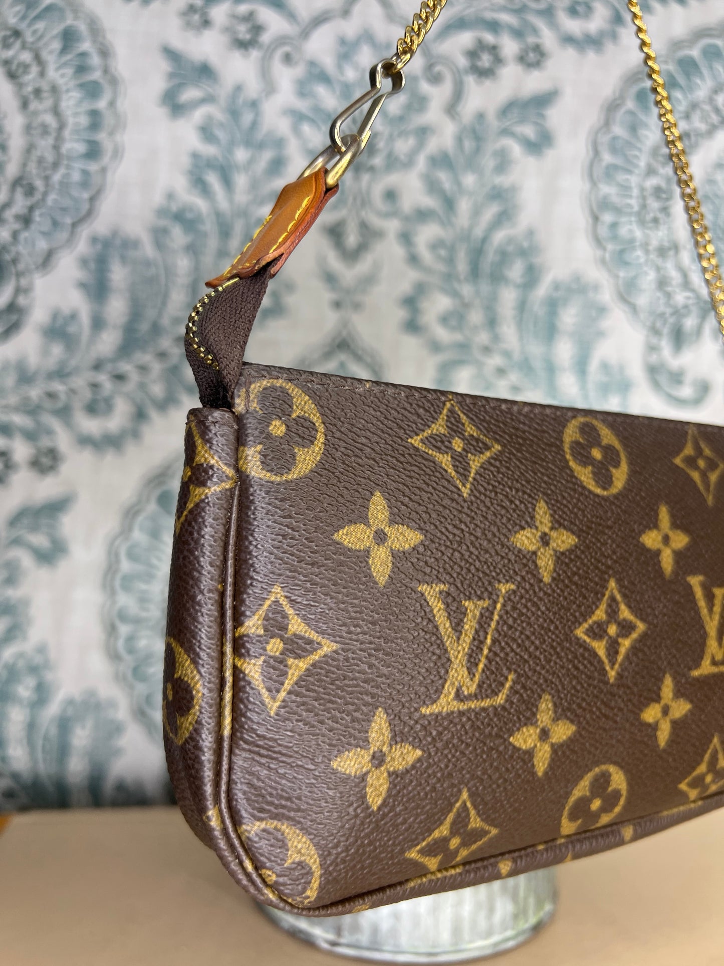 Louis Vuitton Monogram Bucket Pochette #1