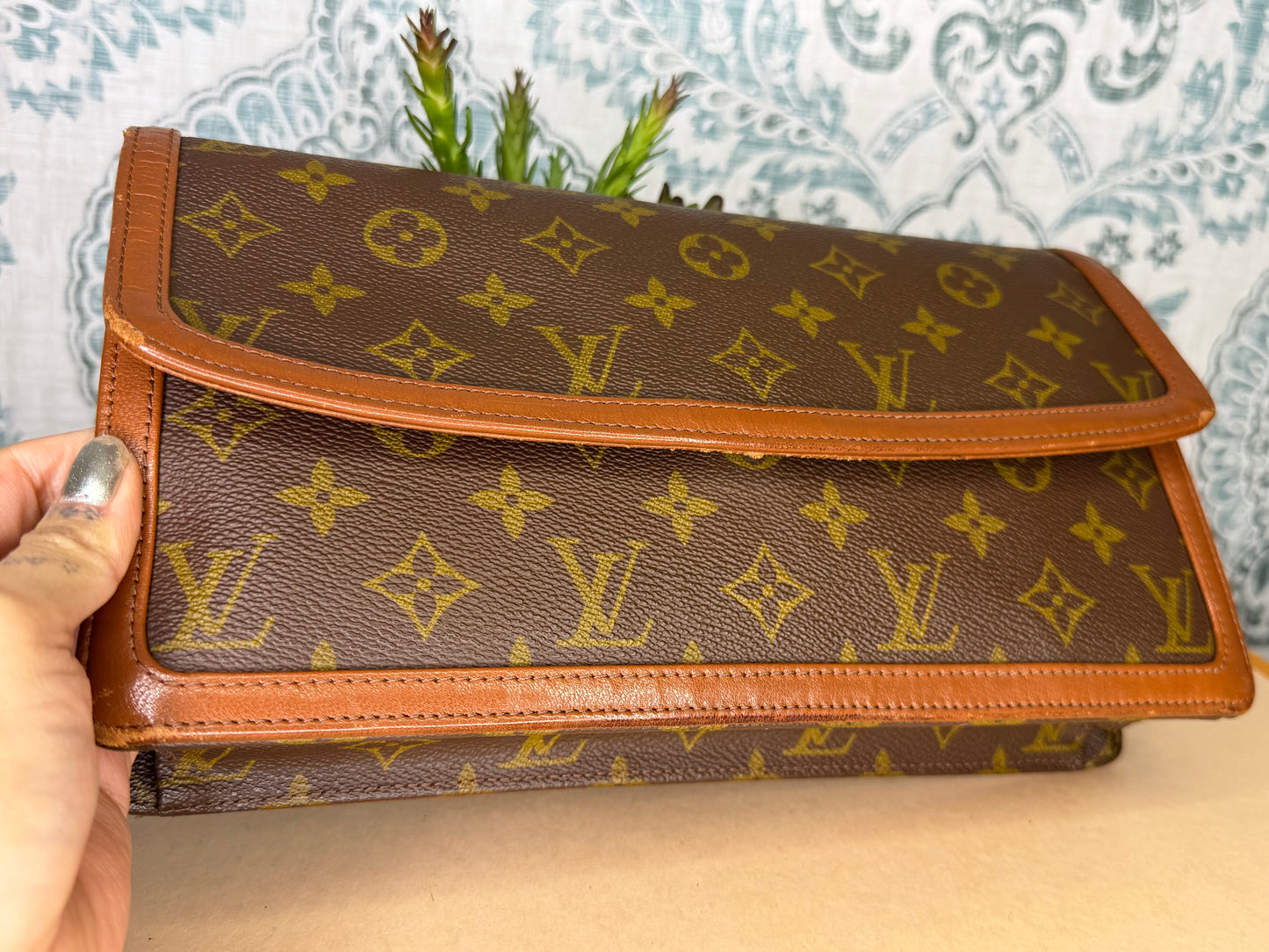 Louis Vuitton Pochette Dame GM
