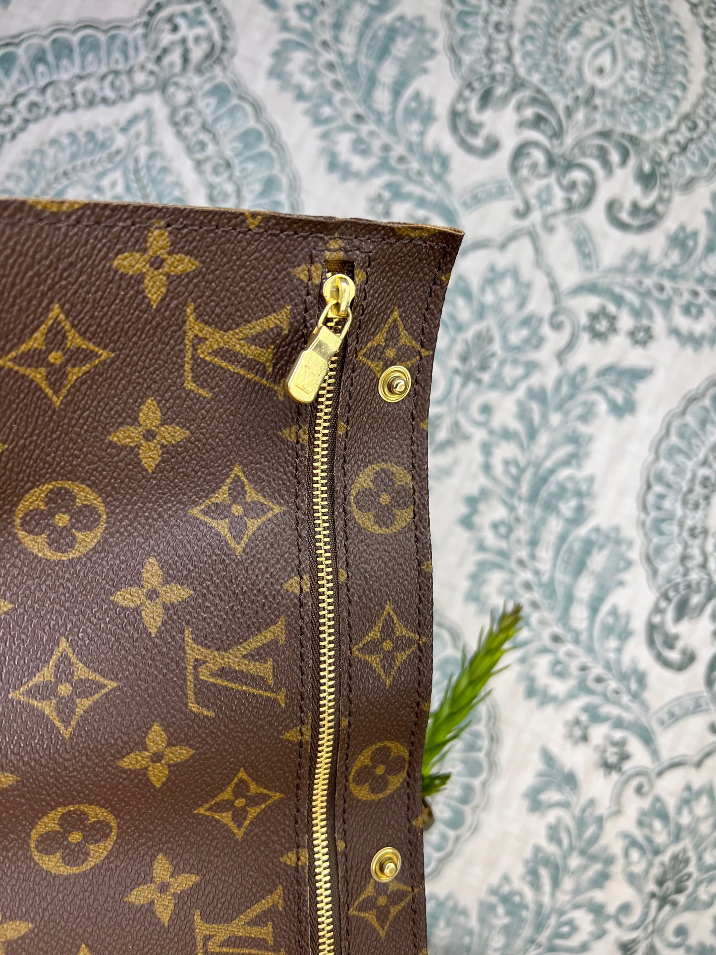 Louis Vuitton Randonnee Pouch I9