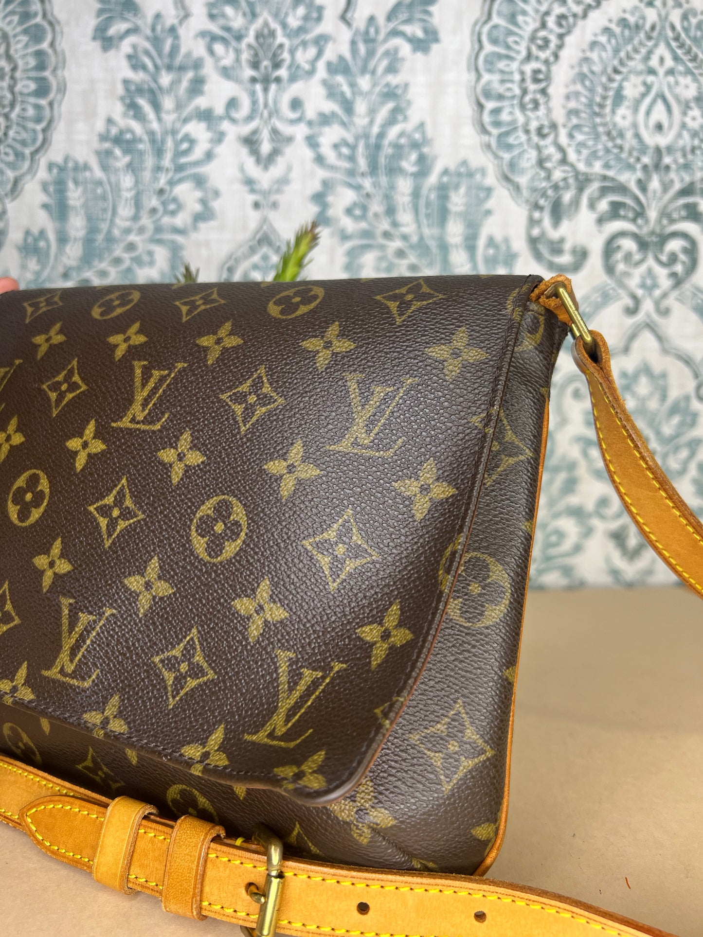 Louis Vuitton Musette Tango - Long Strap