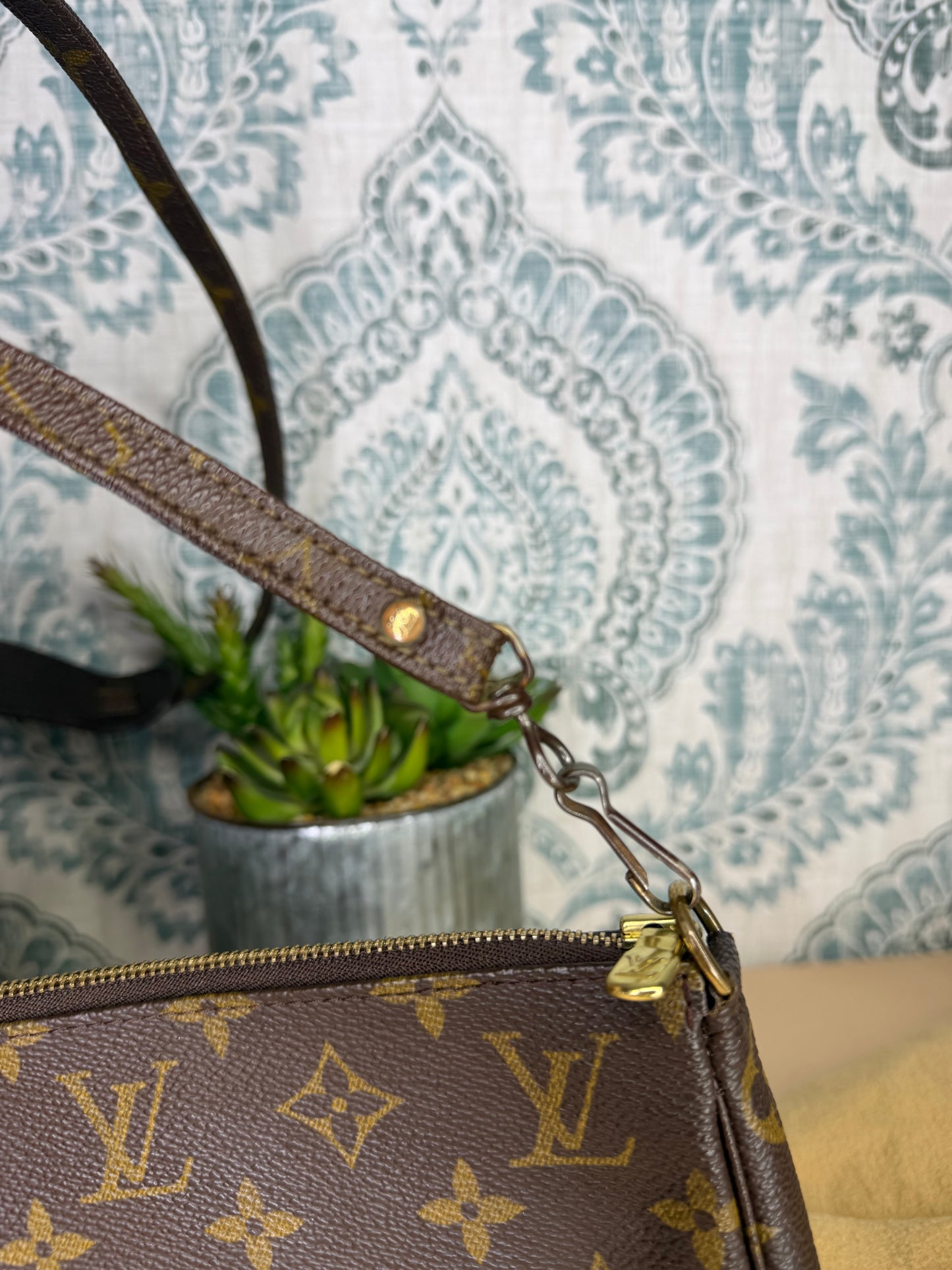 Louis Vuitton Pochette Accessories with Monogram Strap