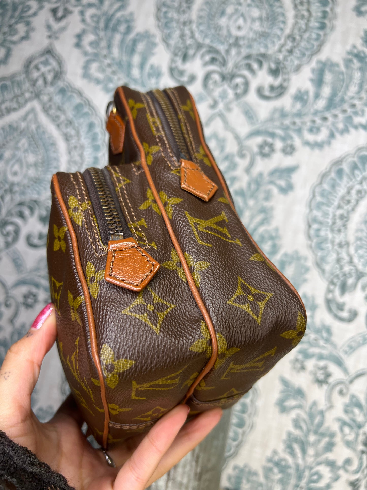 Louis Vuitton Vintage Amazon (project)