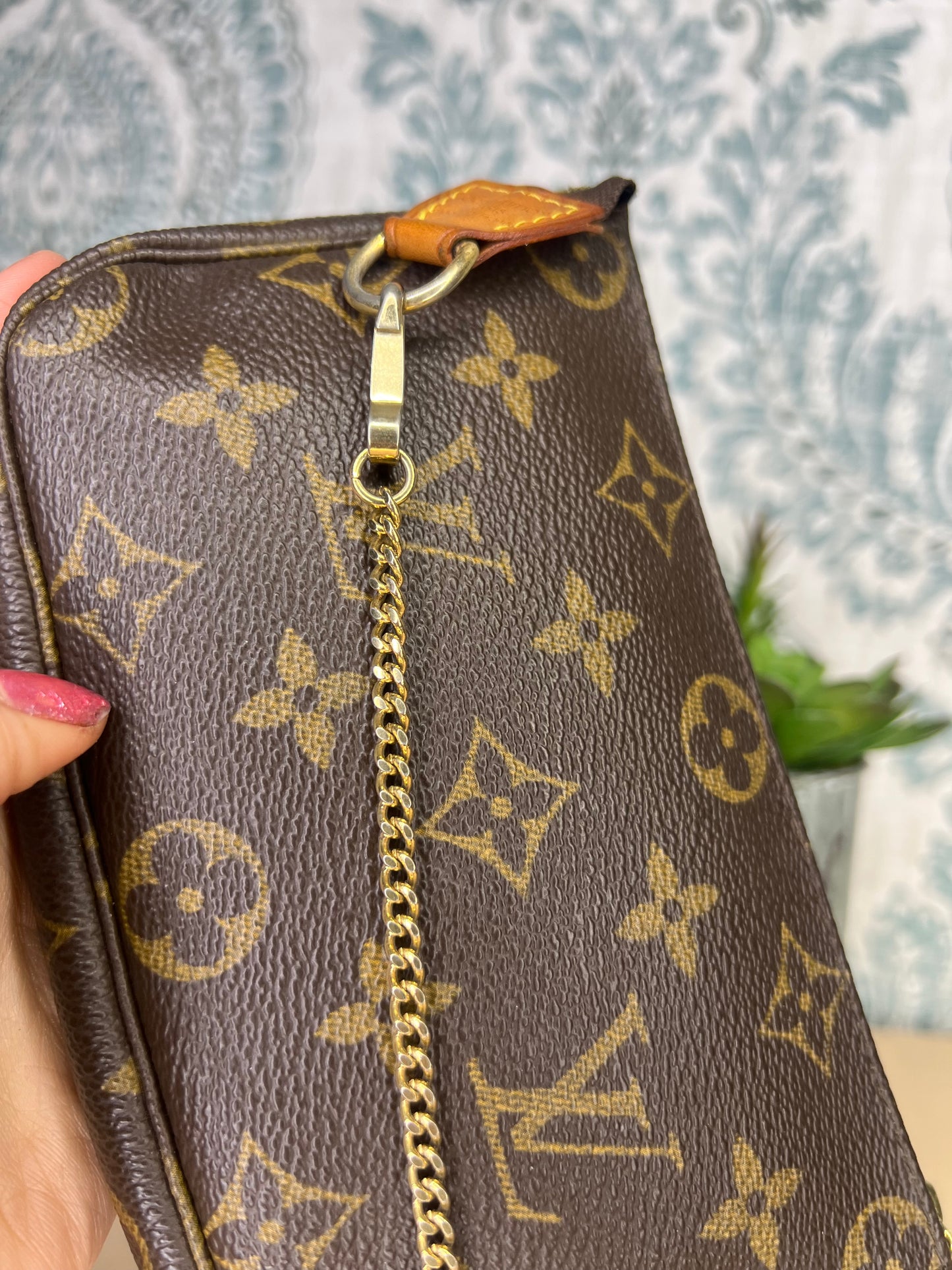 Louis Vuitton Monogram Bucket Pochette #1