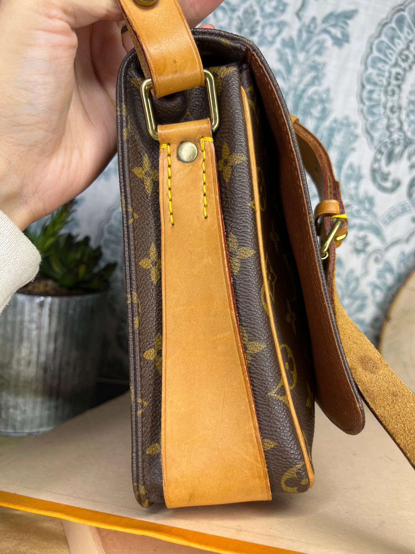Louis Vuitton Cartouchiere GM