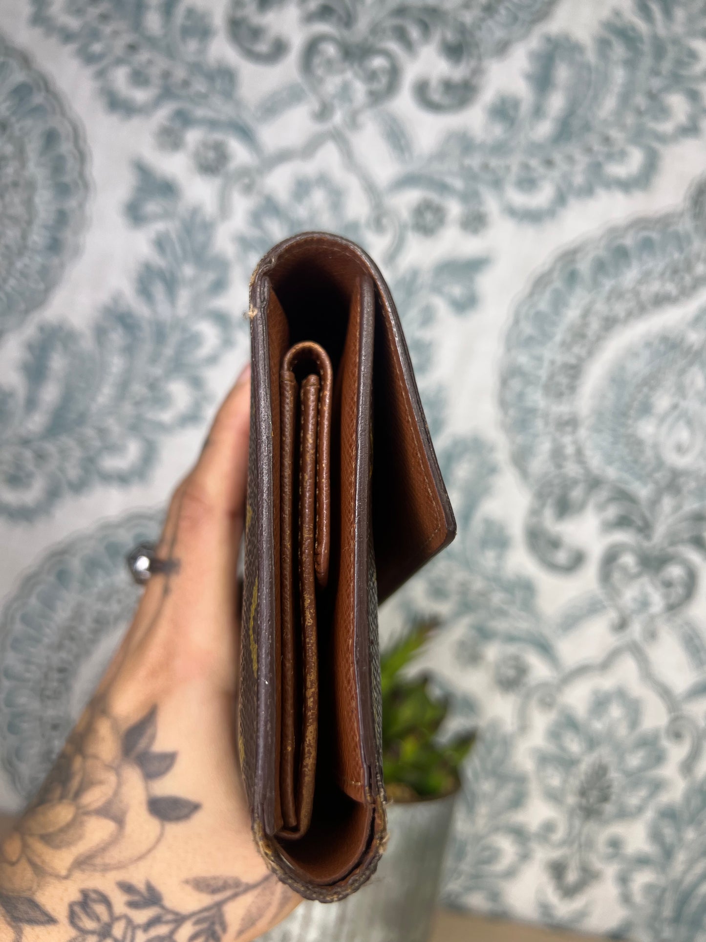 Louis Vuitton Monogram Passport Trifold Wallet #4