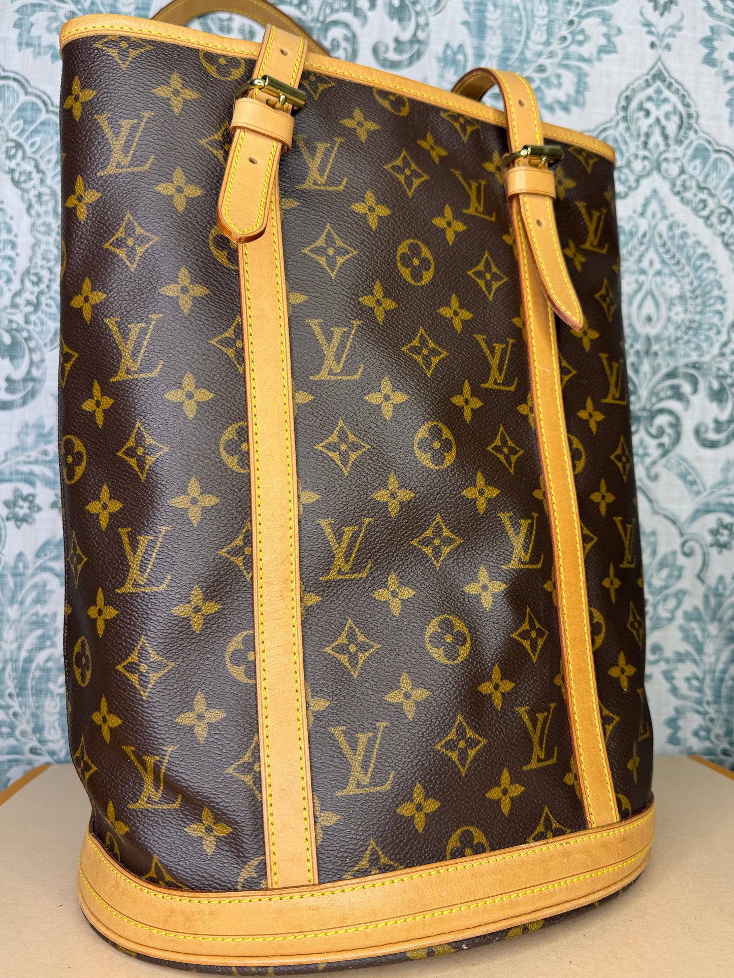 Louis Vuitton Bucket GM