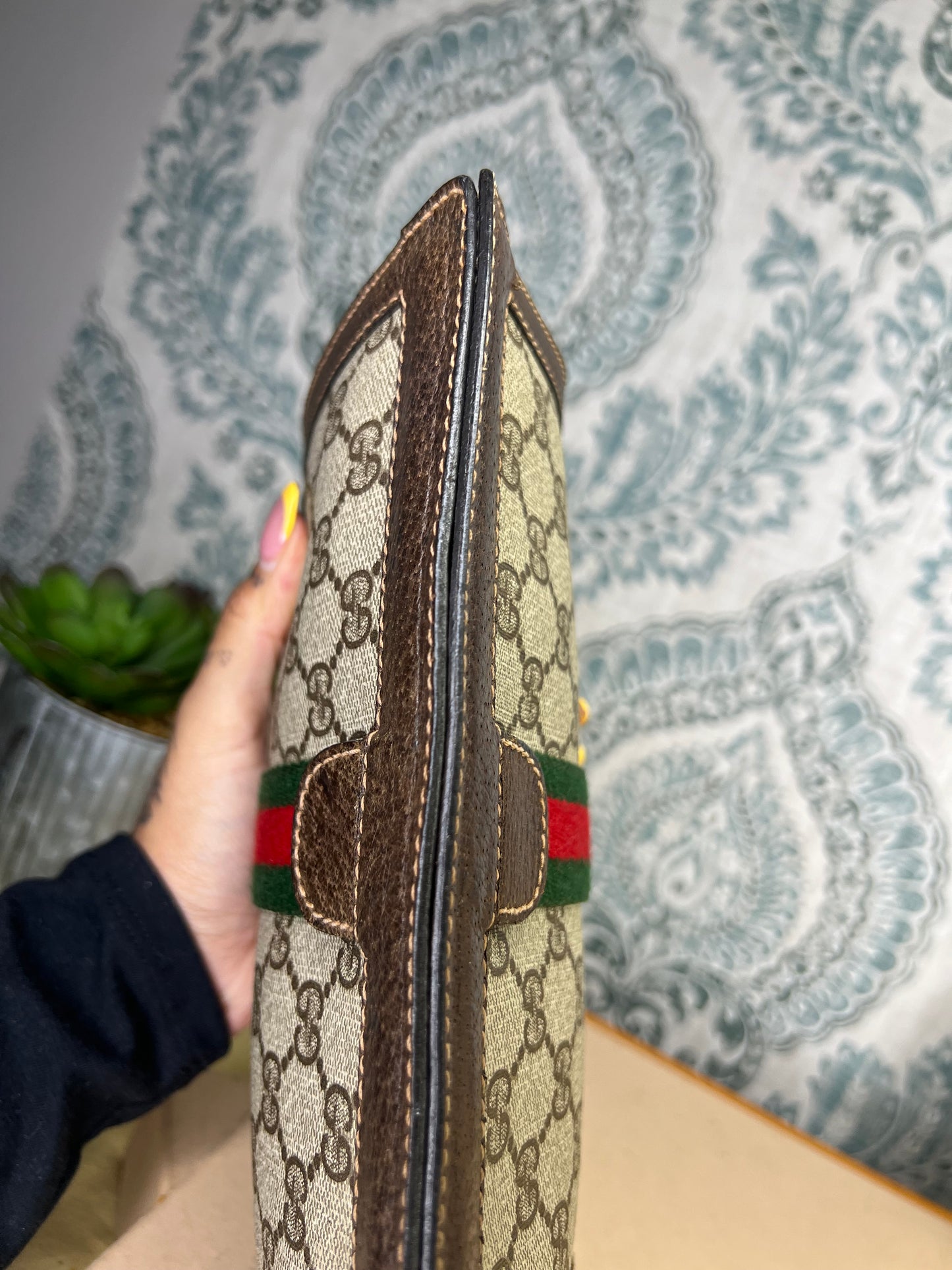 GG Supreme Brown Sherry Line Clutch