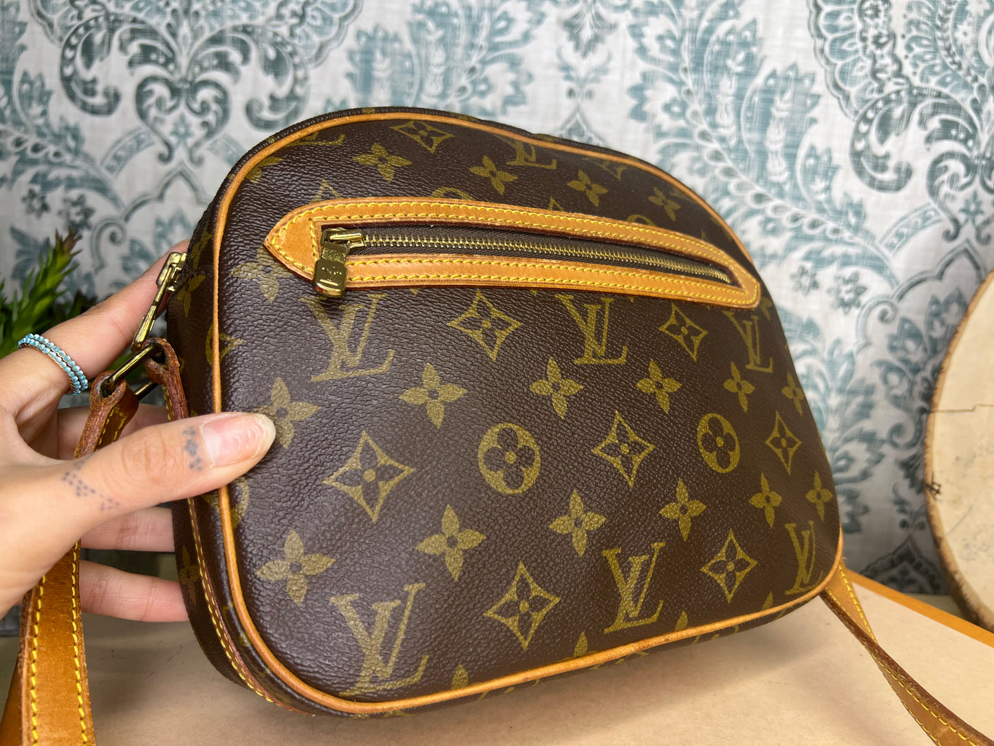 Louis Vuitton Senlis