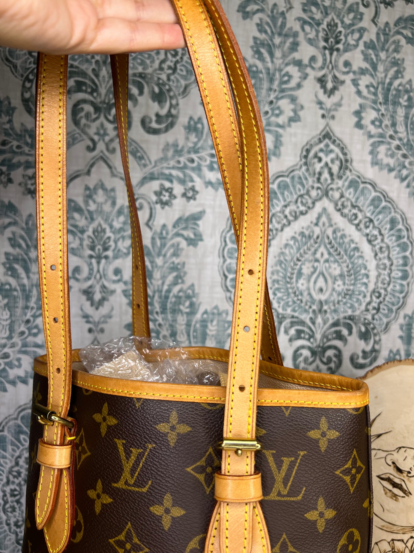 Louis Vuitton Bucket PM