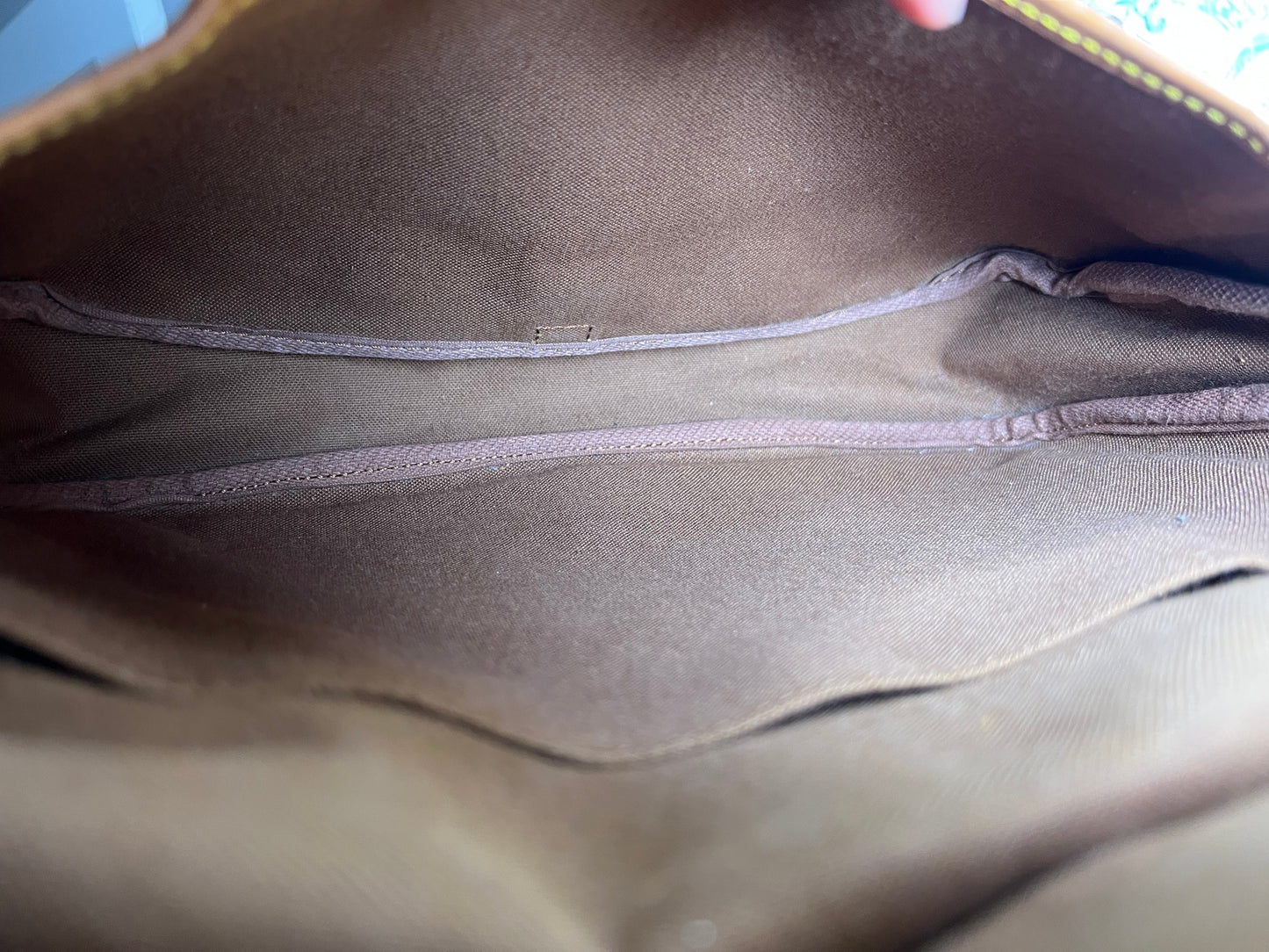 Louis Vuitton Saumur 30