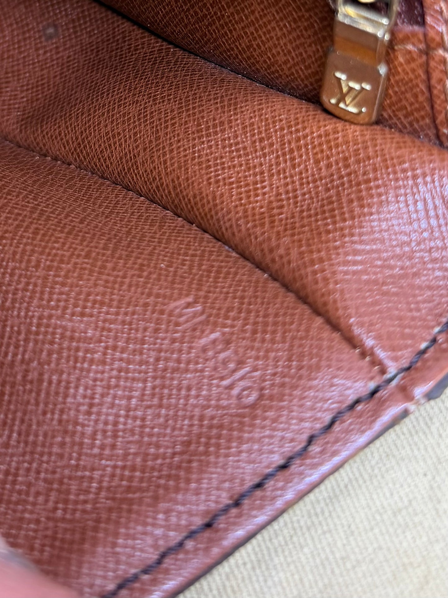 Louis Vuitton Chantilly PM