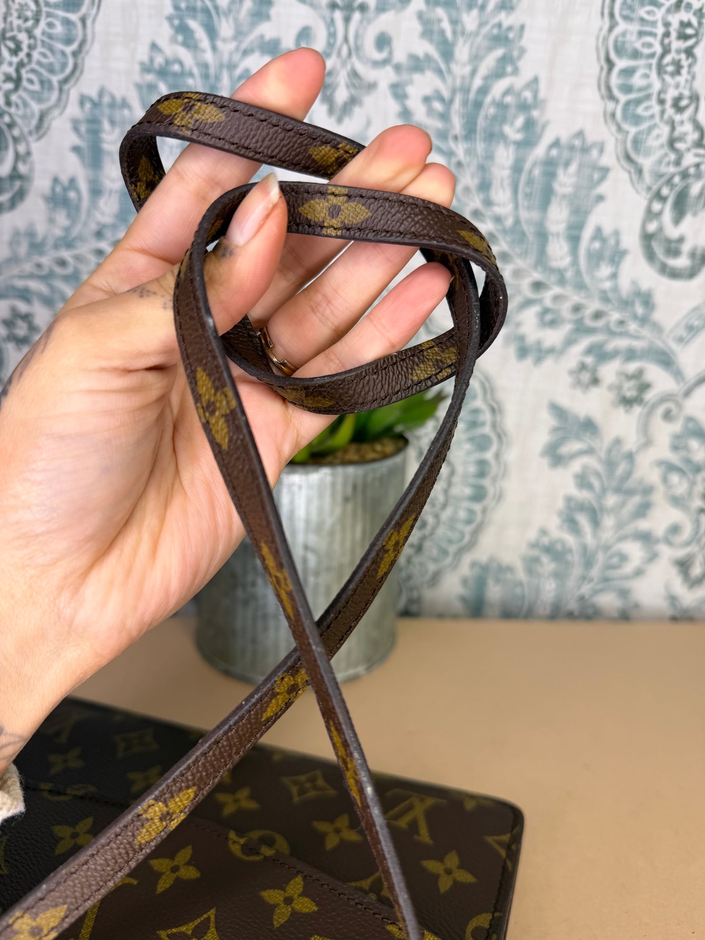 Louis Vuitton Pochette Double Rabat