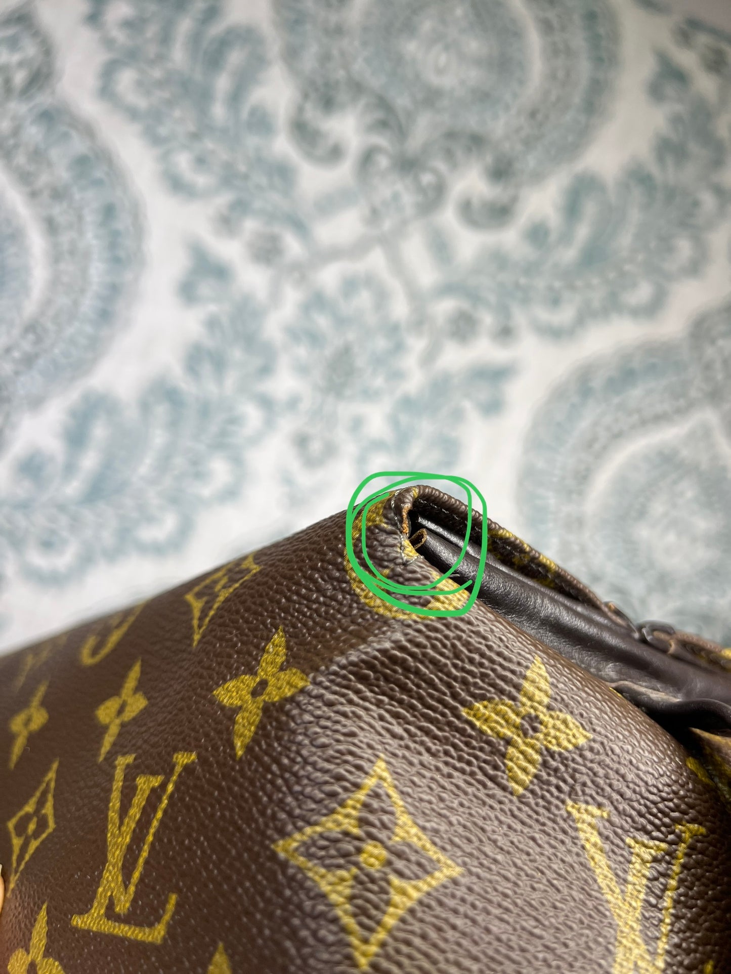 Louis Vuitton Toiletry / Dopp Kit