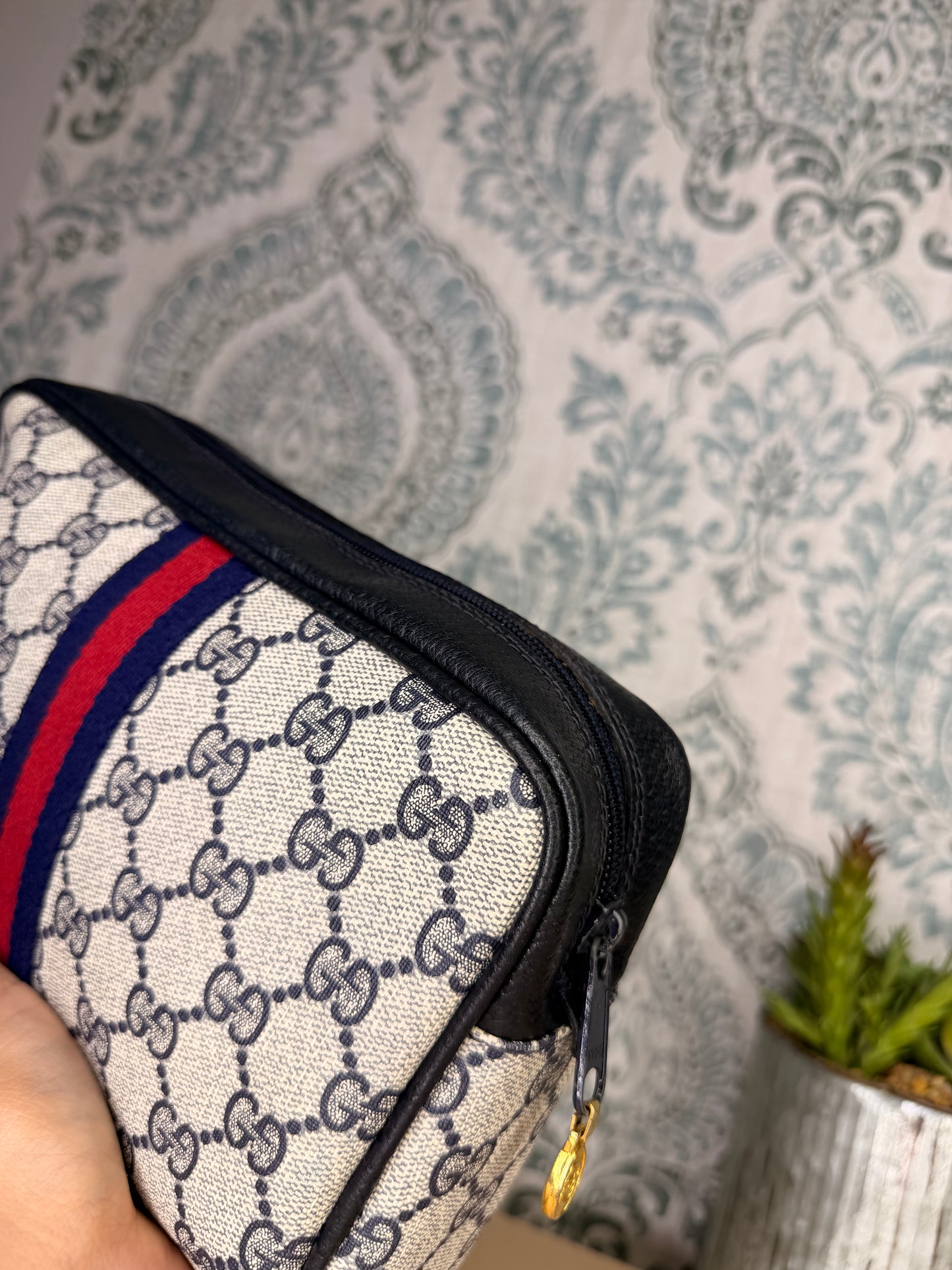 Gucci Navy Sherry Line Clutch