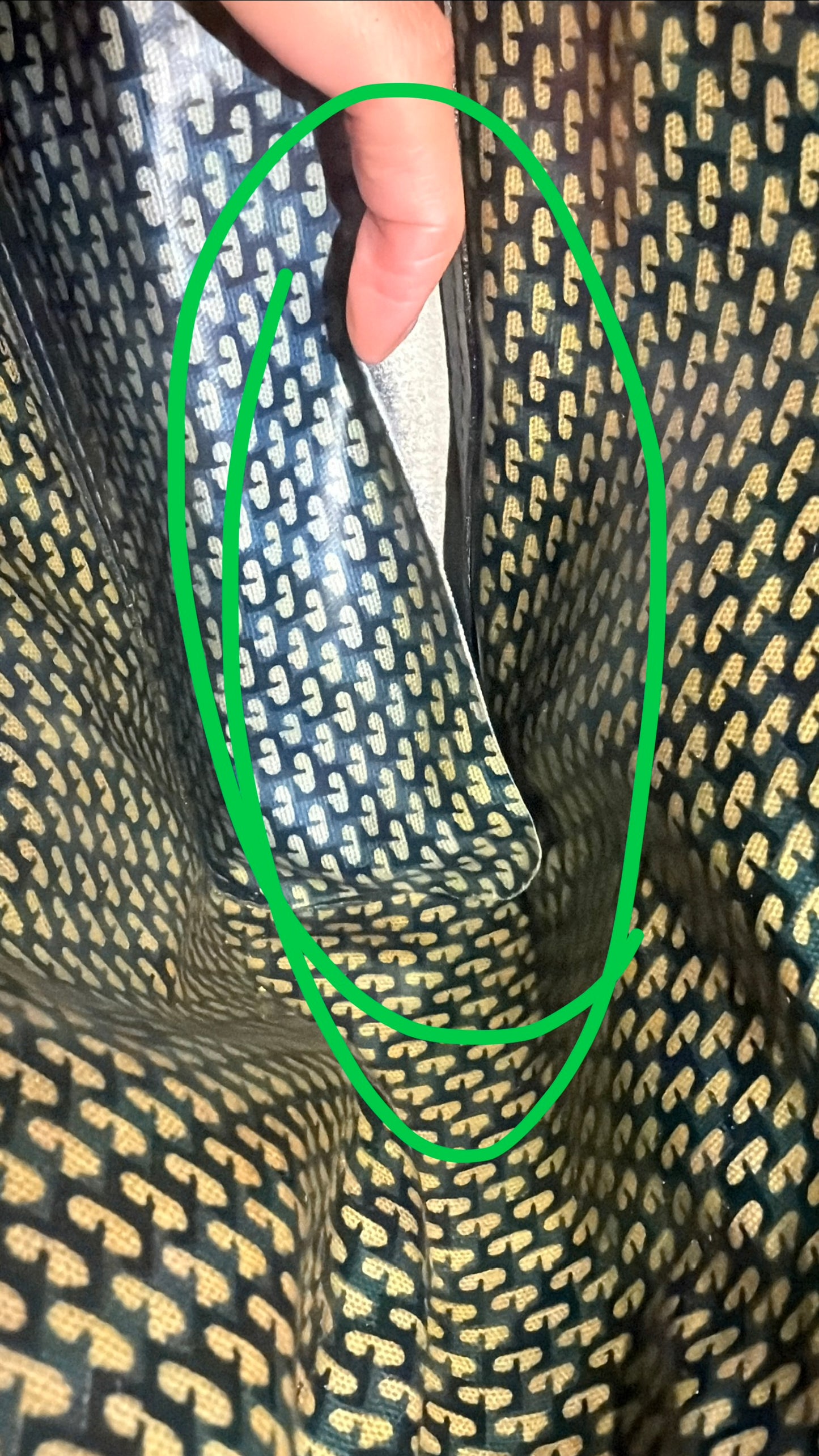 Gucci Black Suede Sherry Line Clutch