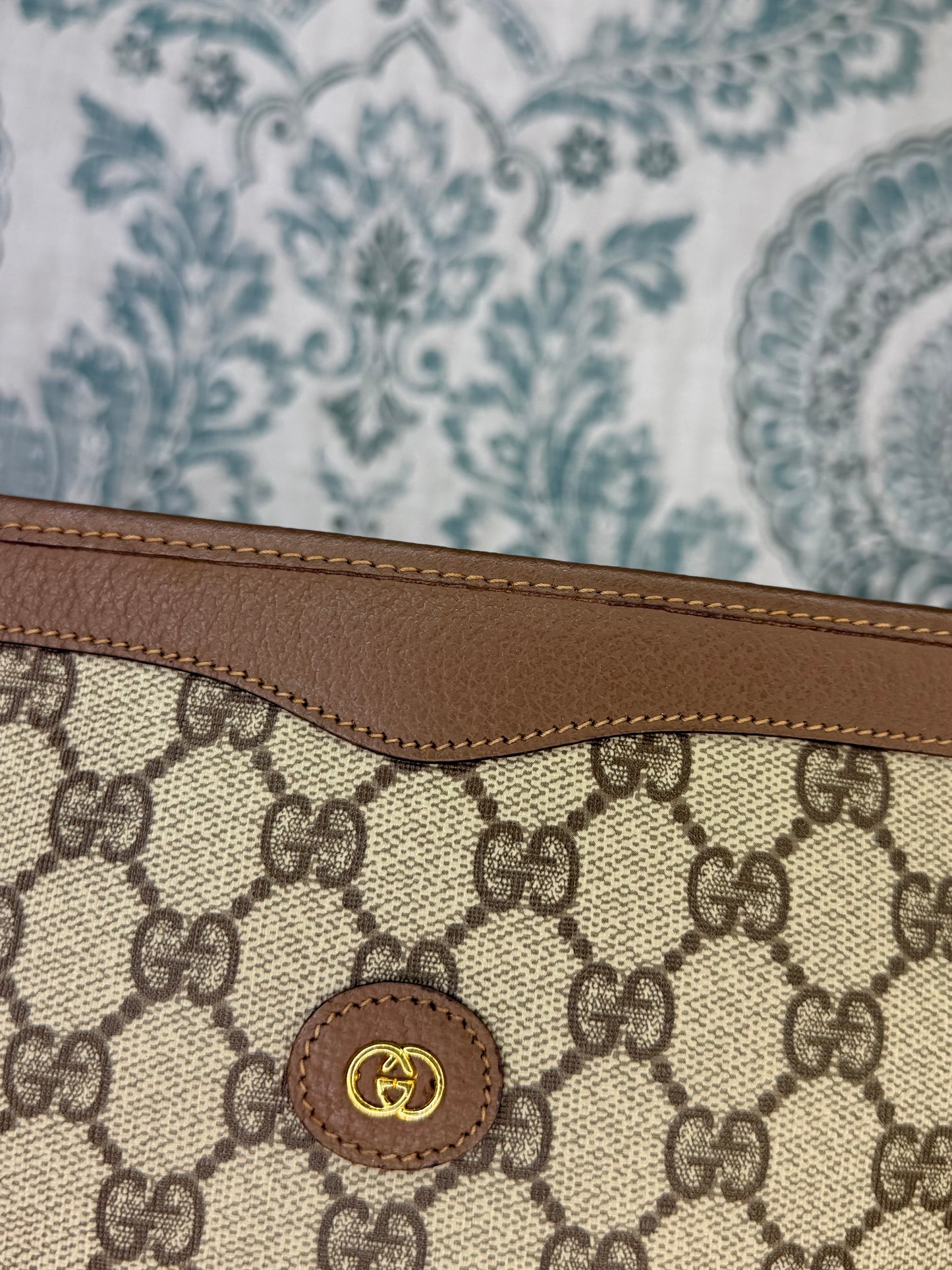 Gucci Supreme Brown Clutch