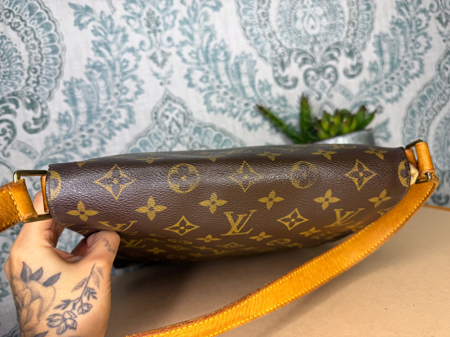 Louis Vuitton Musette Salsa GM
