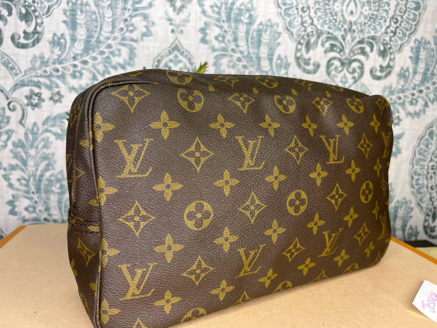 Louis Vuitton Trousse 28