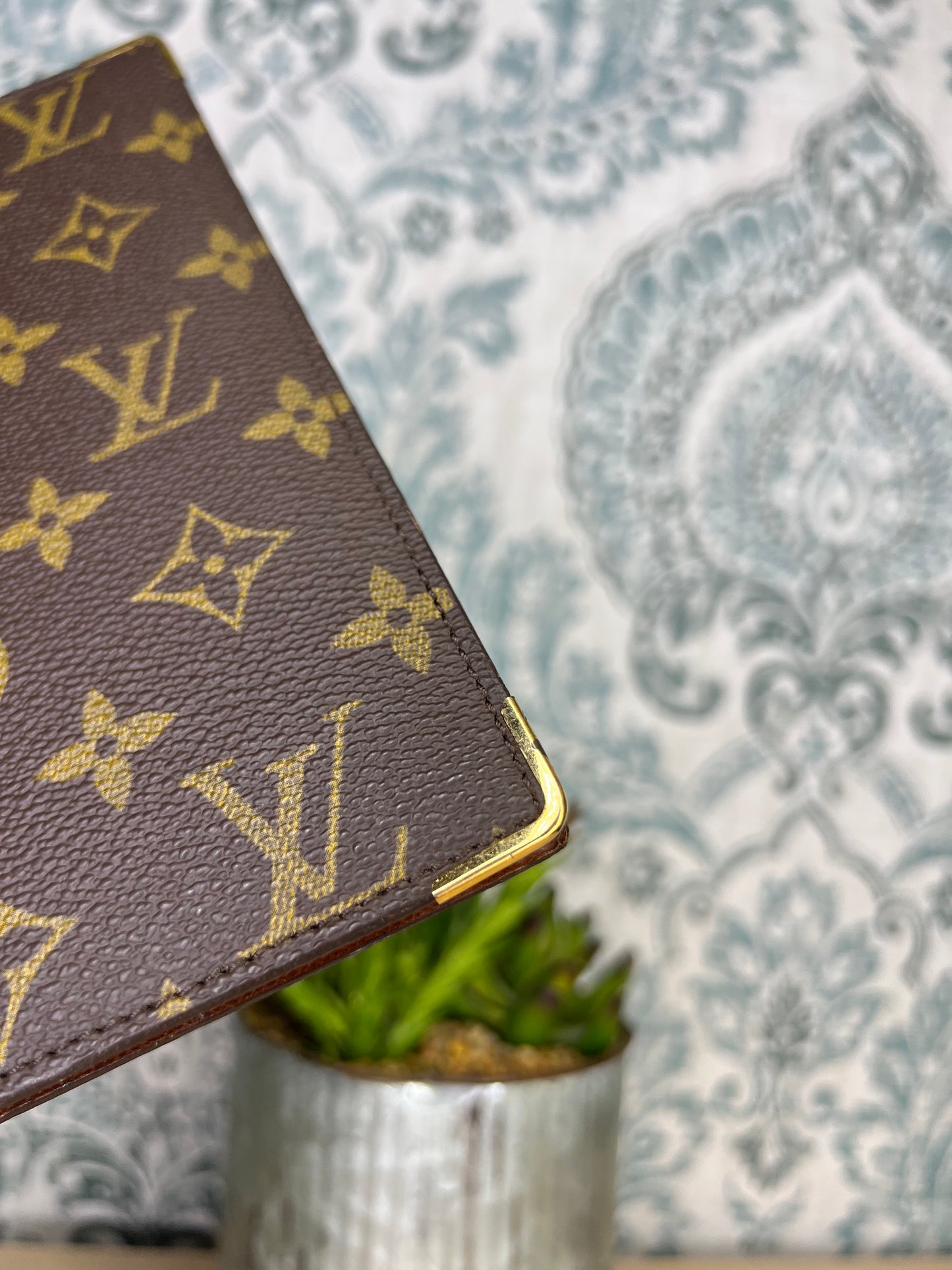 Louis Vuitton Monogram Vintage Vertical Wallet