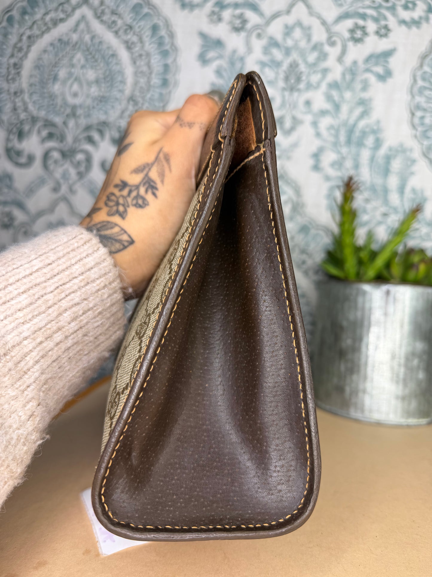 Gucci Supreme Sherry Line Clutch #2 (Parfums)