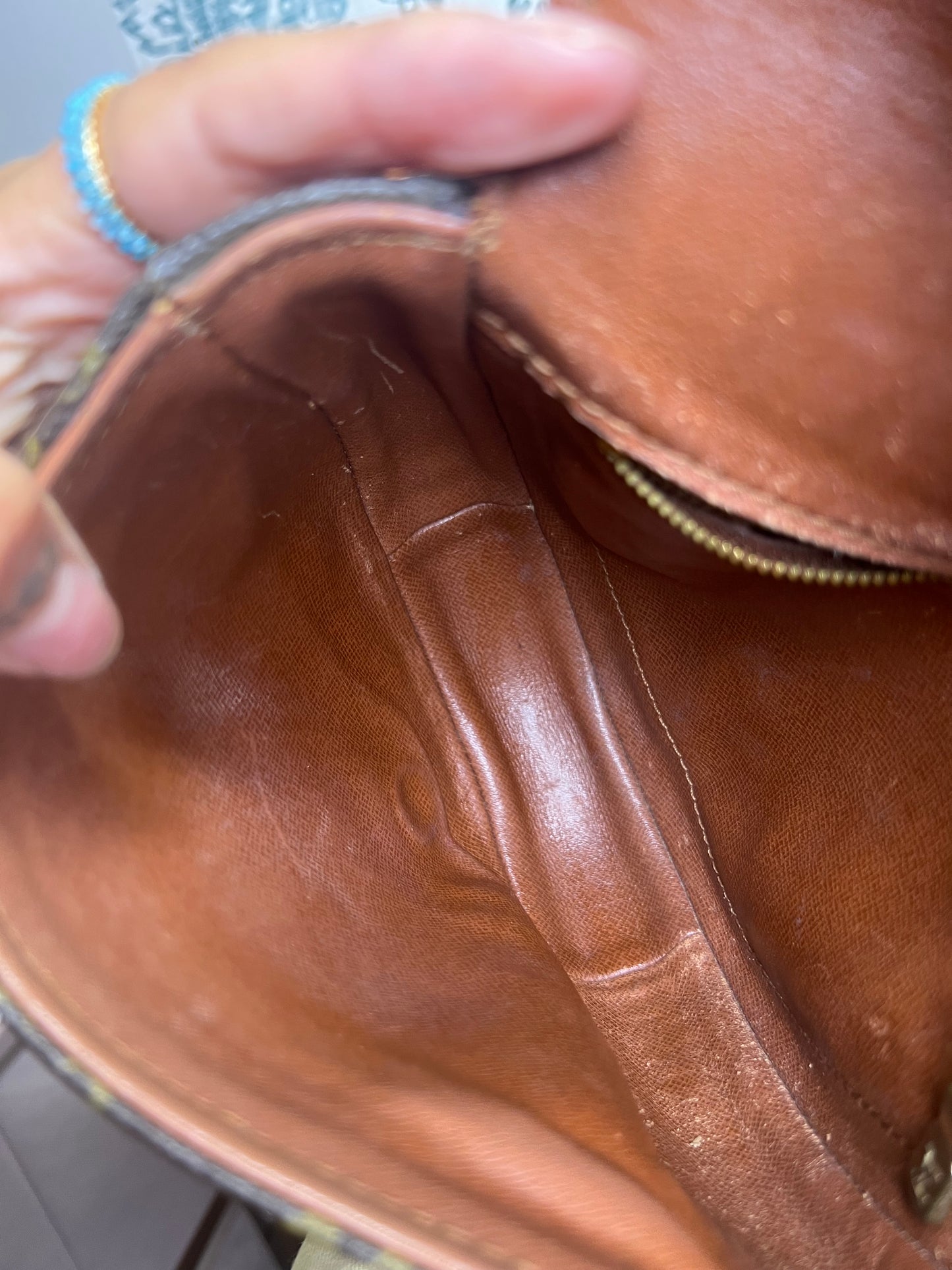 Louis Vuitton Chantilly PM