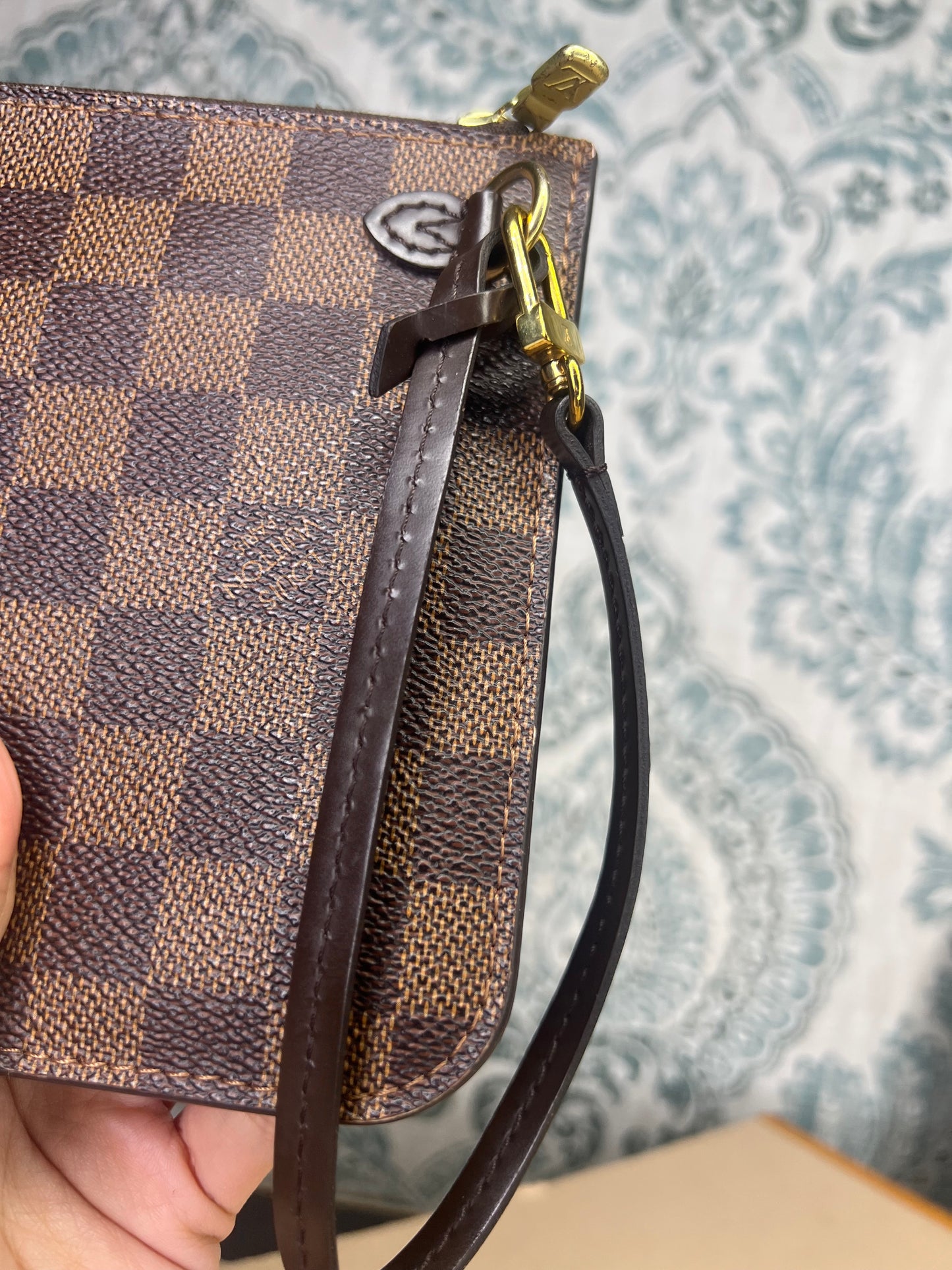 Louis Vuitton Damier Ebene Pochette