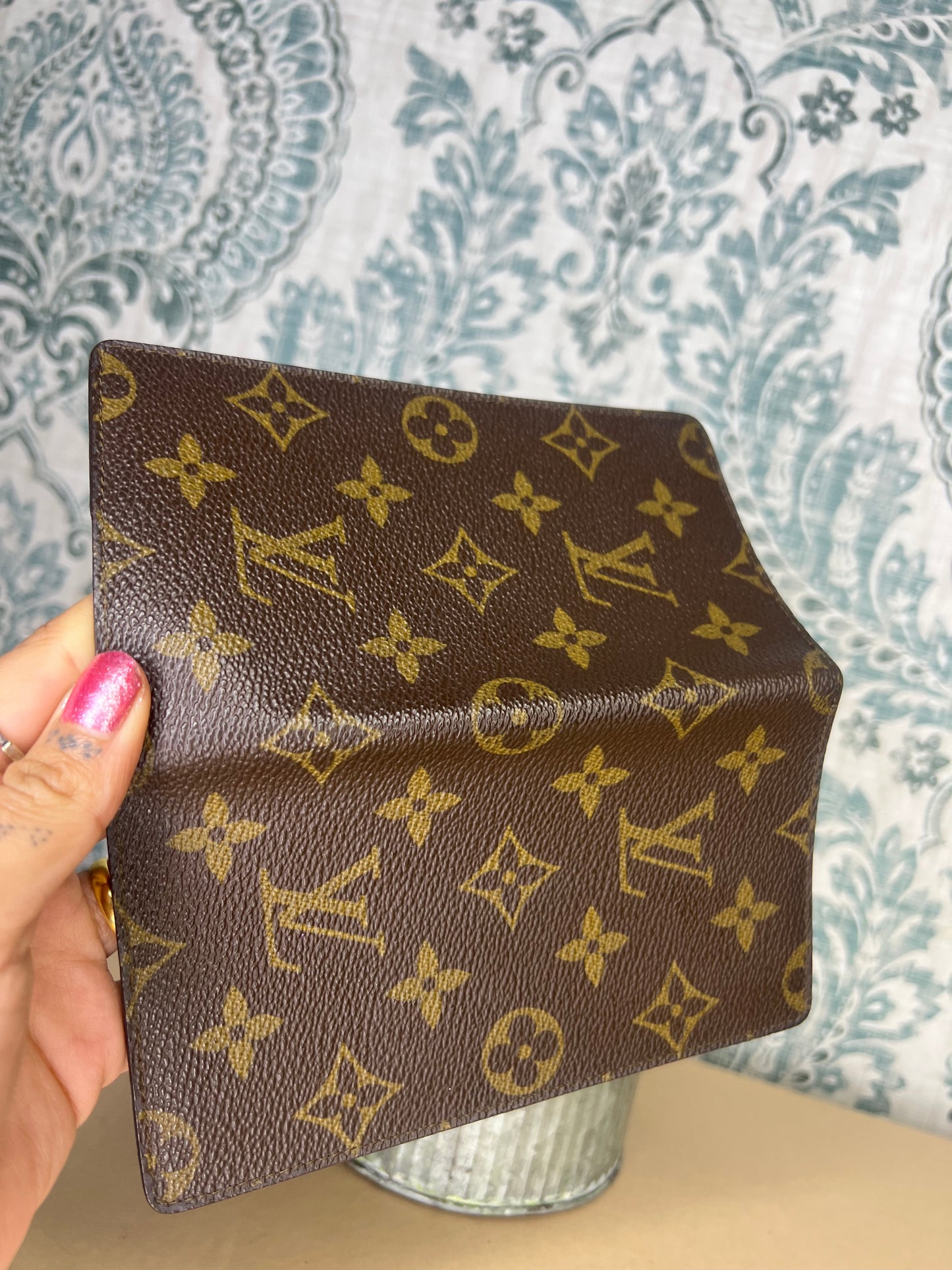 Louis Vuitton Monogram Vertical Checkbook Holder