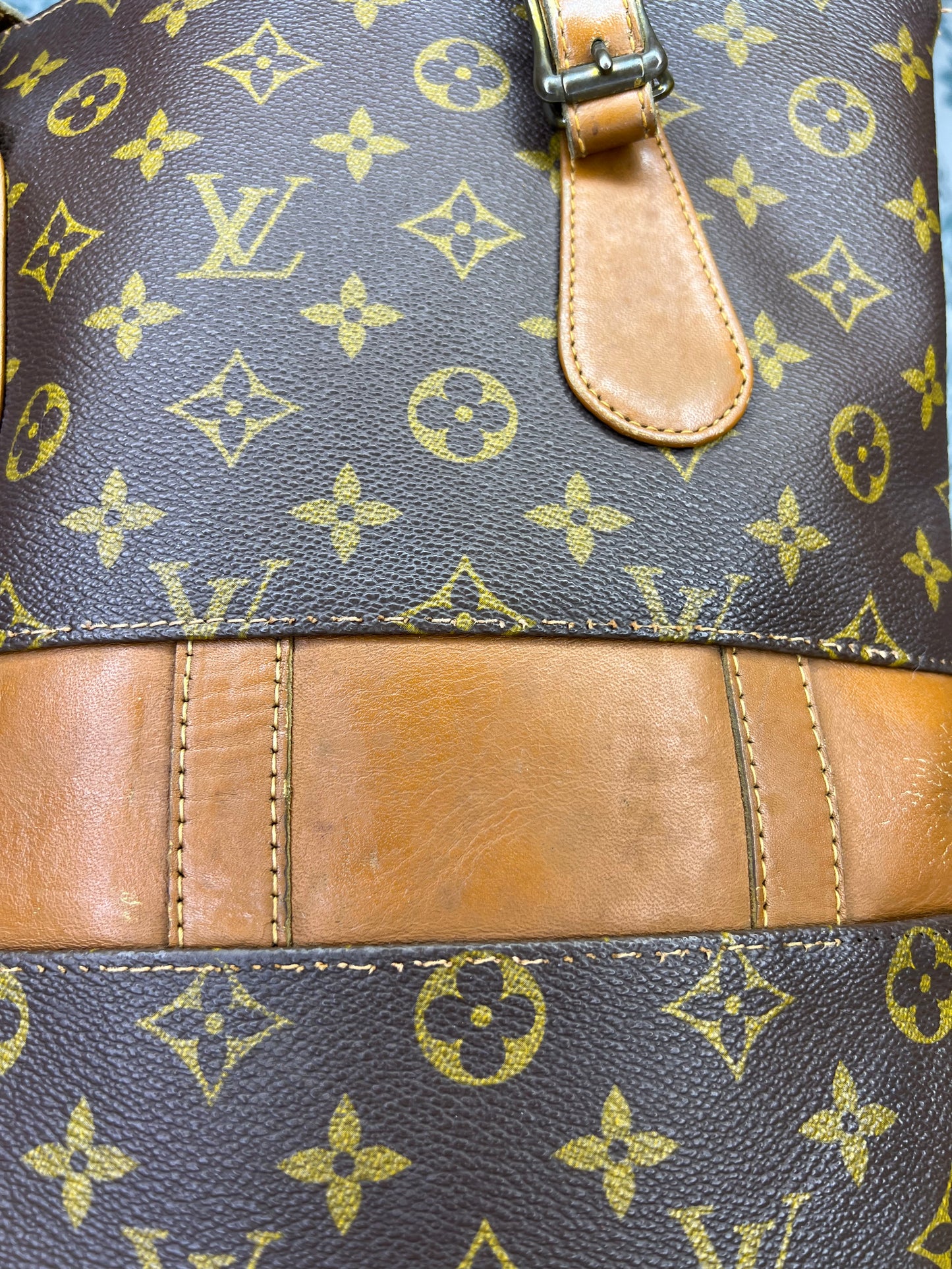 Louis Vuitton French Company Bucket GM