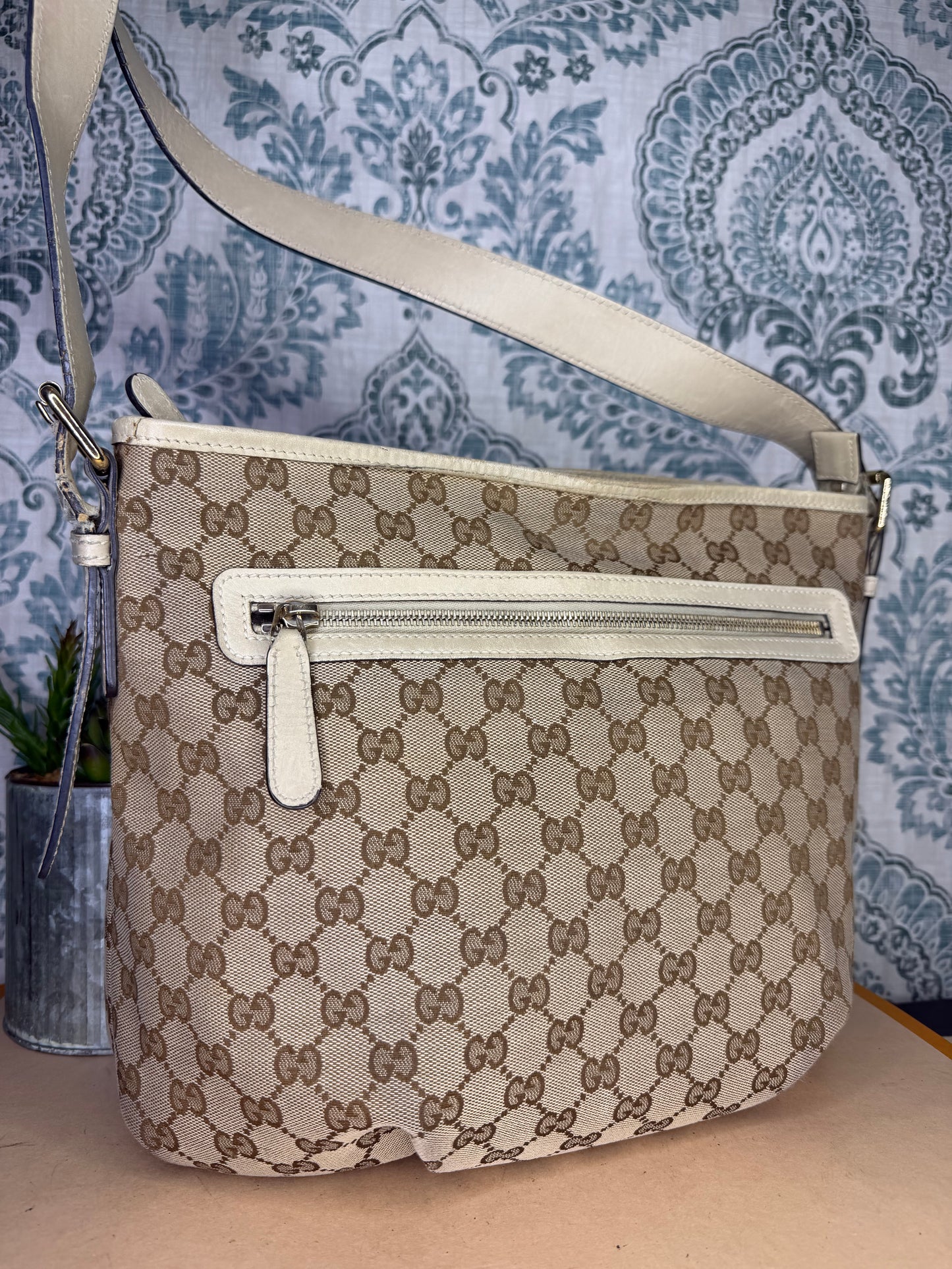 Gucci Canvas GG Beige Crossbody