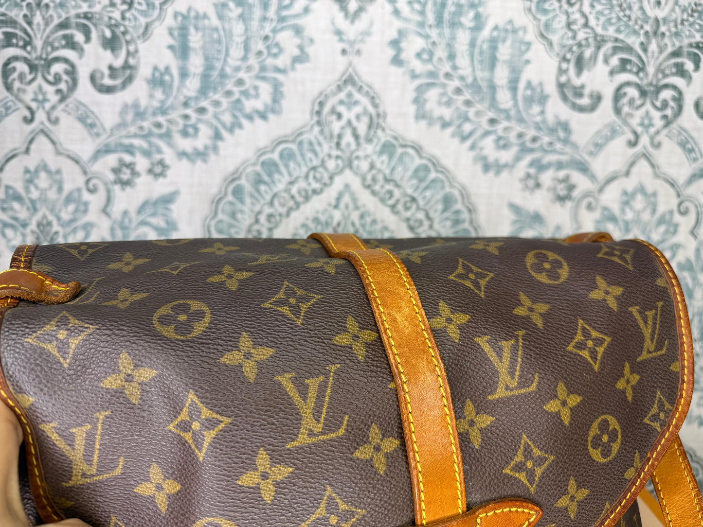 Louis Vuitton Saumur 30