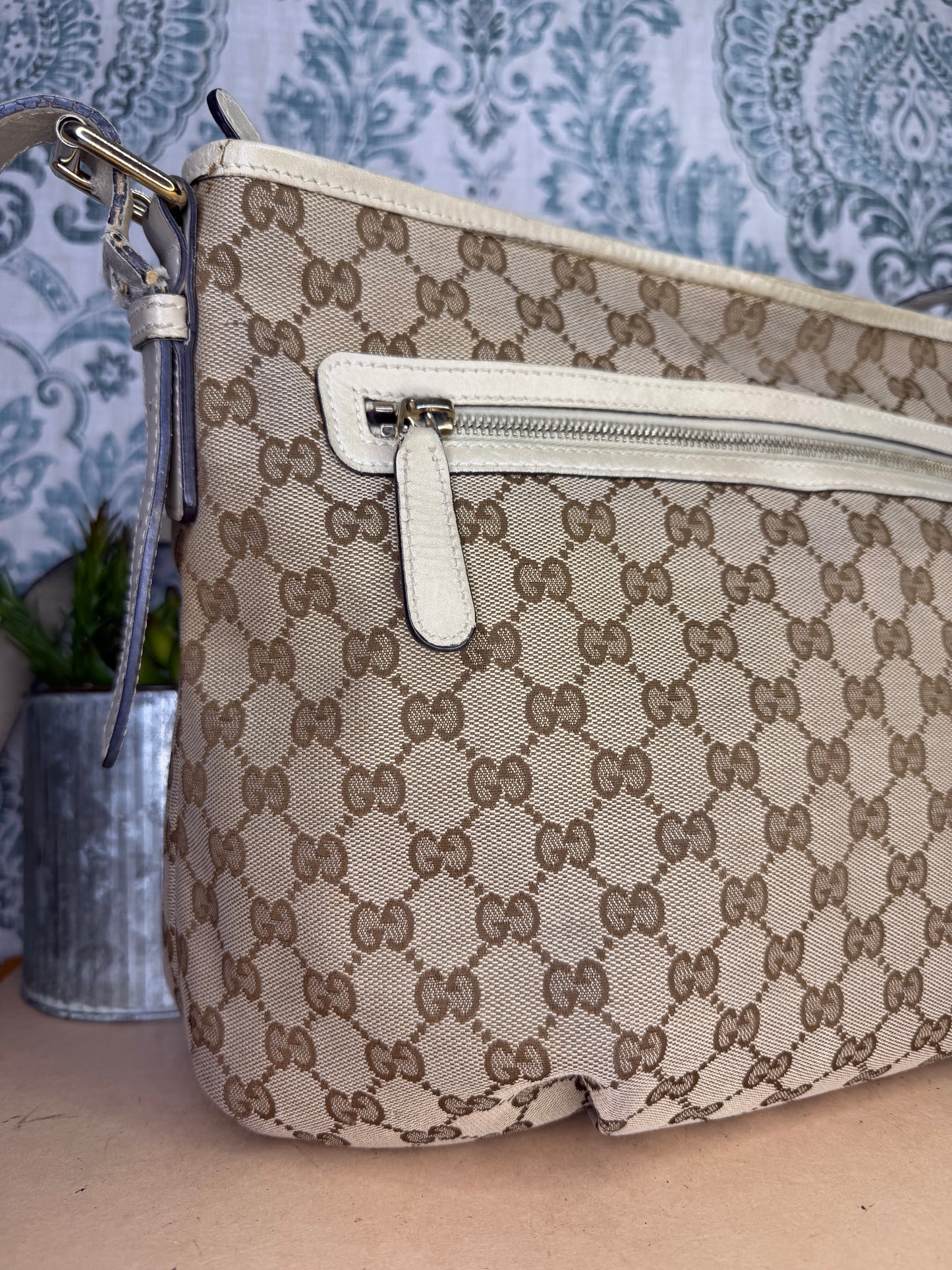 Gucci Canvas GG Beige Crossbody