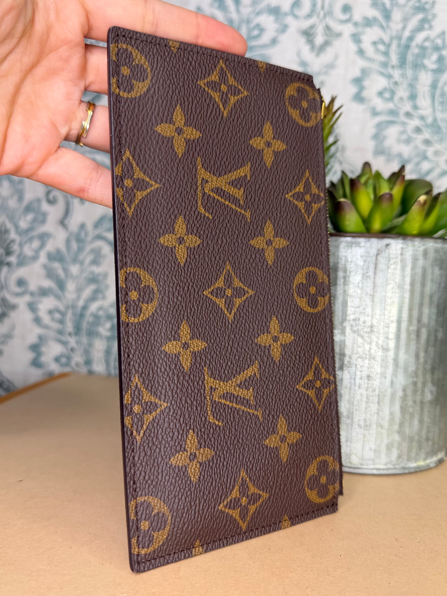Louis Vuitton Felicie Zip Insert Fuschia