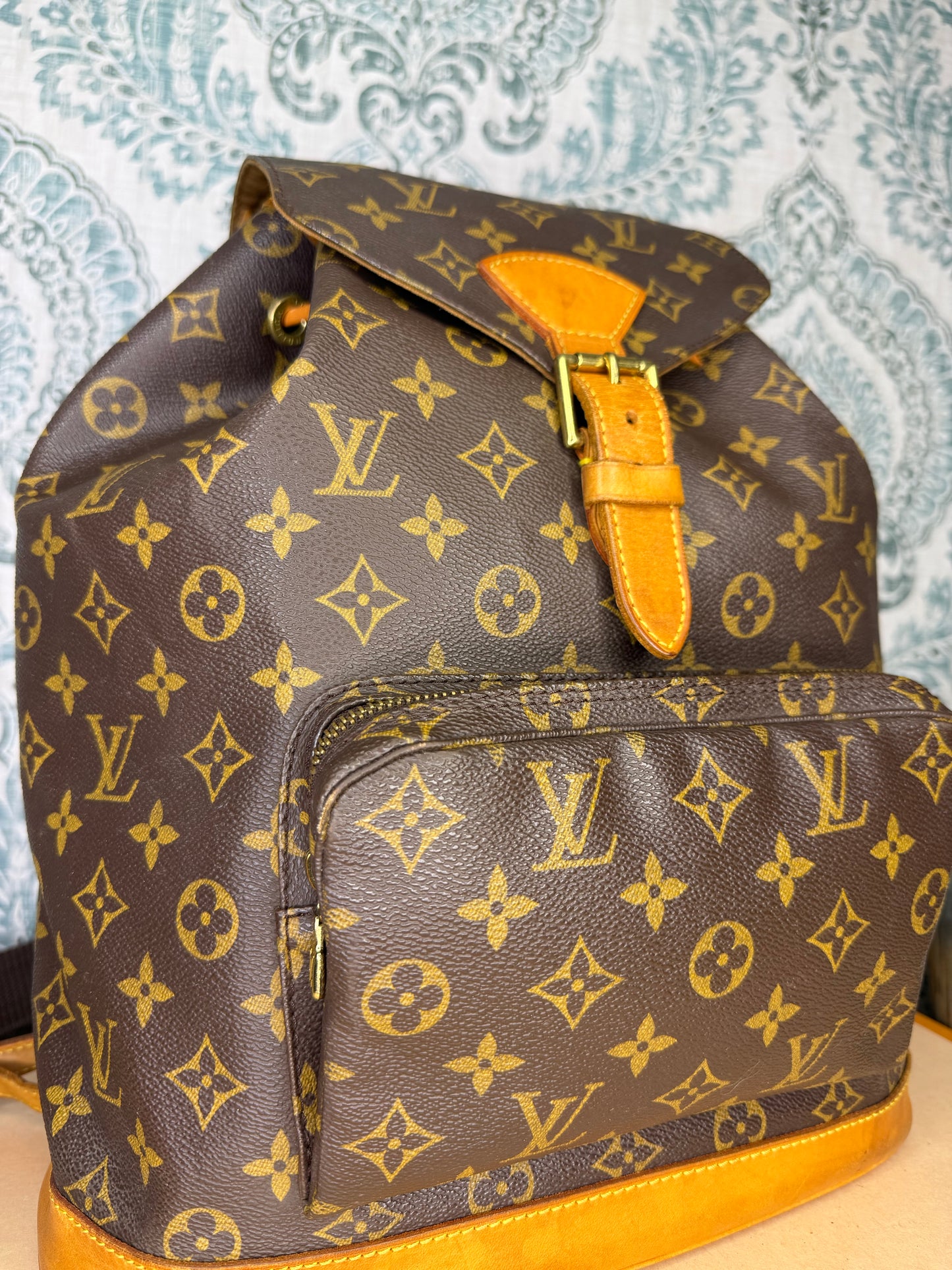Louis Vuitton Montsouris GM