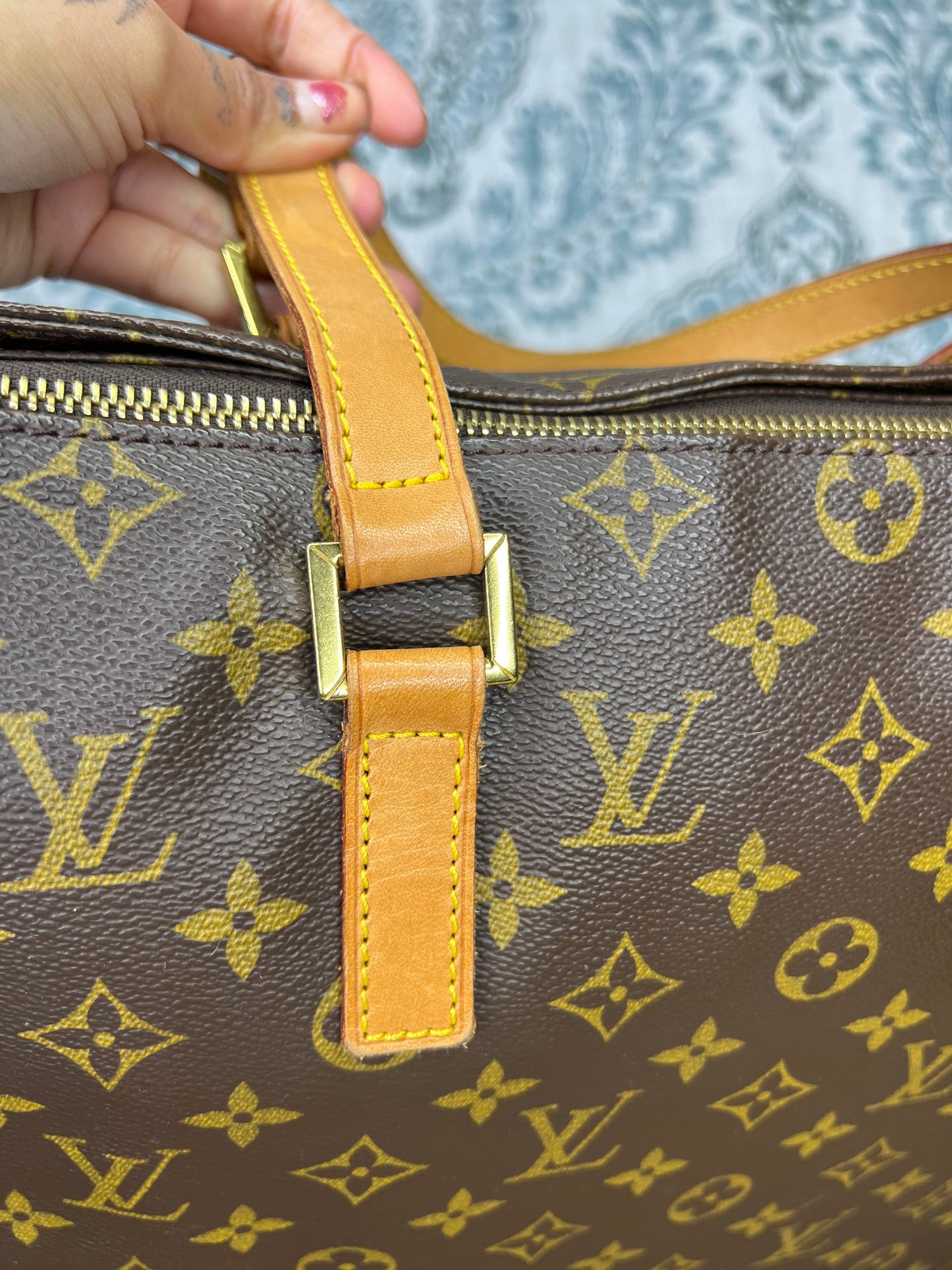 Louis Vuitton Cabas Mezzo