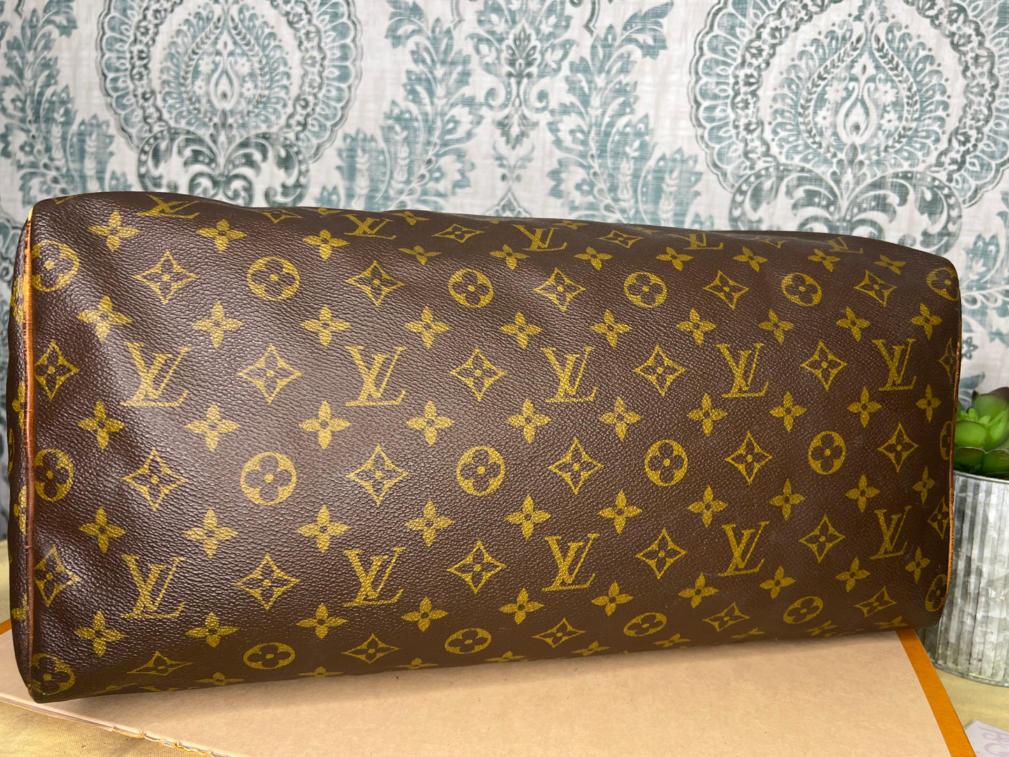 Louis Vuitton Speedy 40