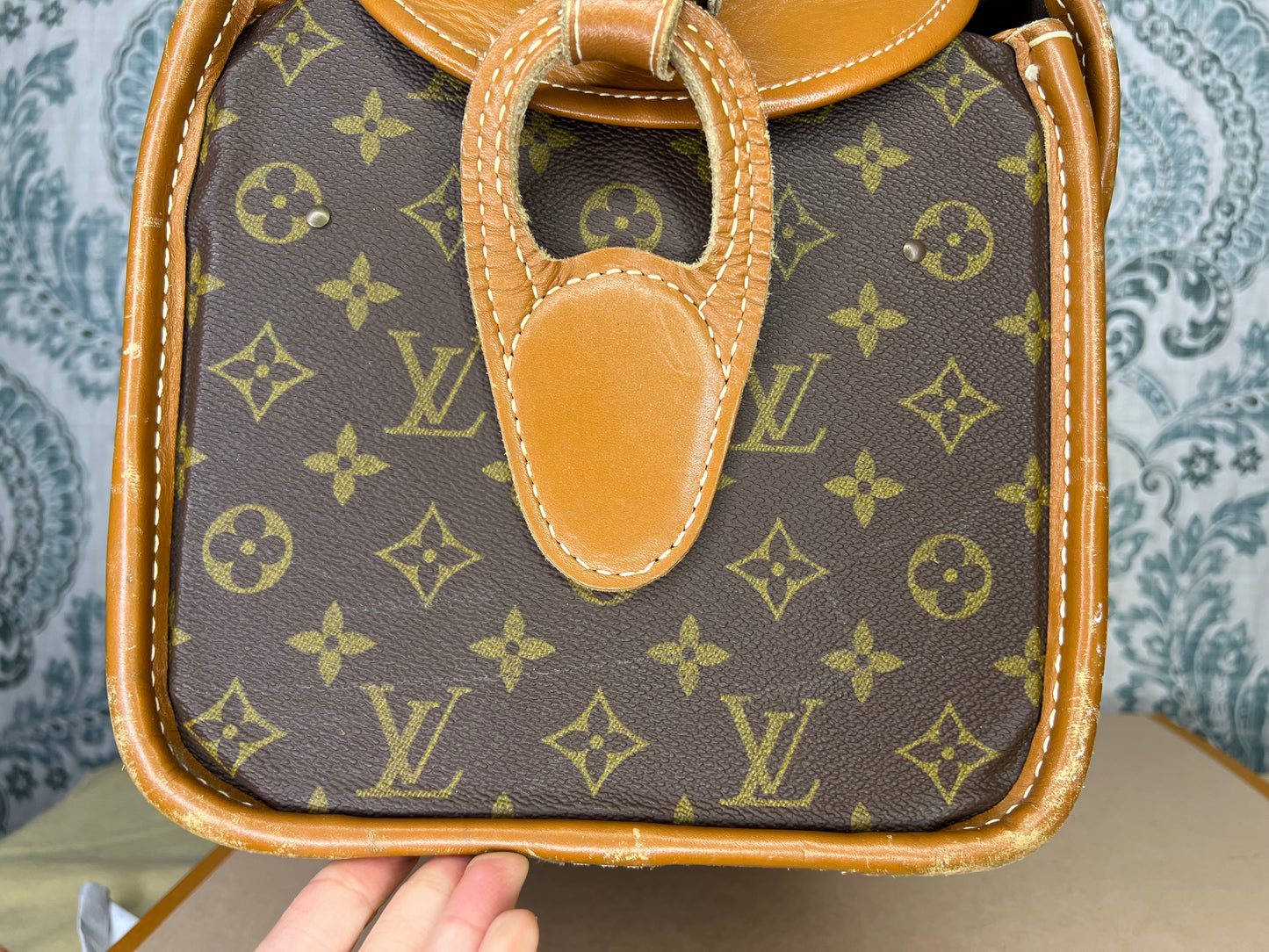 Louis Vuitton French Company Vintage Train Case / Cosmetic Case