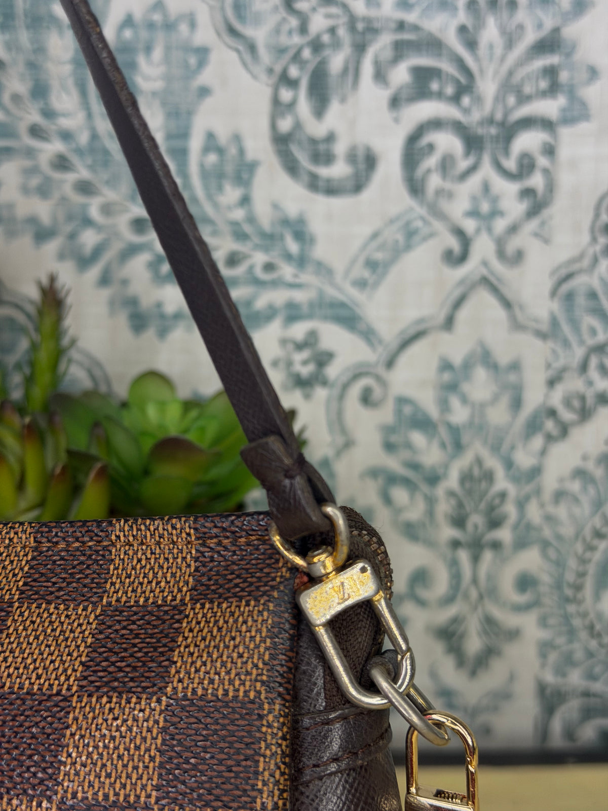 Louis Vuitton Damier Ebene Trousse Pochette