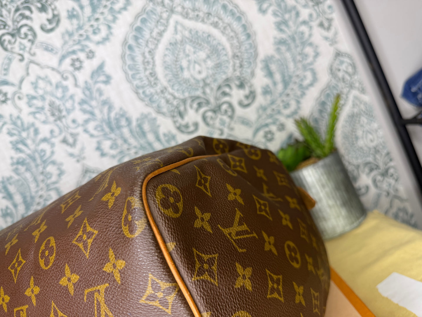 Louis Vuitton Speedy 40