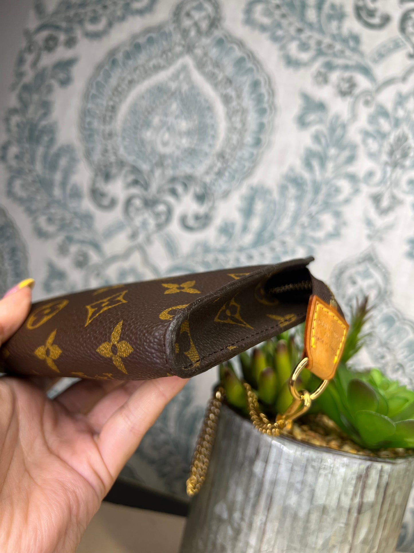 Louis Vuitton Bucket PM Pouch