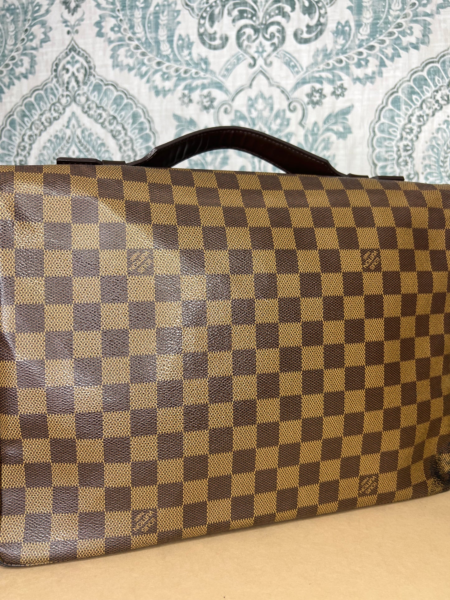 Louis Vuitton Broadway Messenger