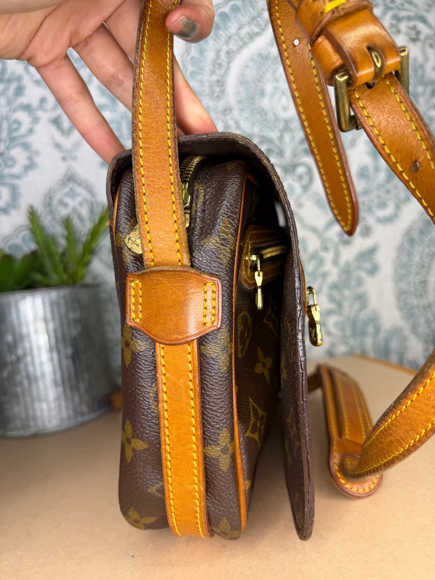 Louis Vuitton Saint Germain 27