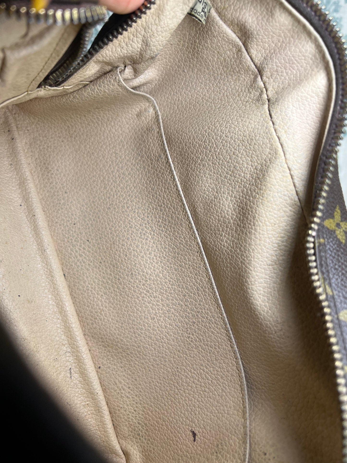 Louis Vuitton Trousse 28