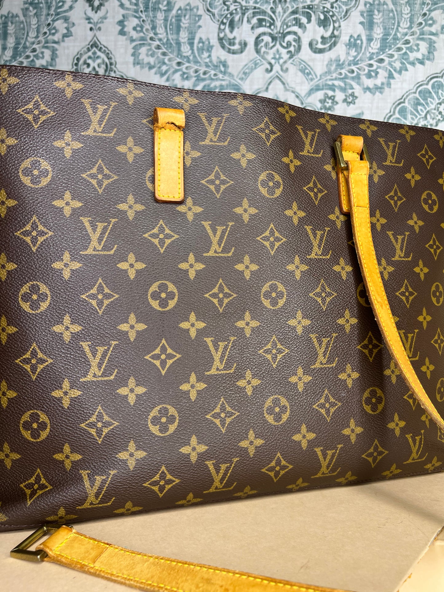 Louis Vuitton Luco Tote