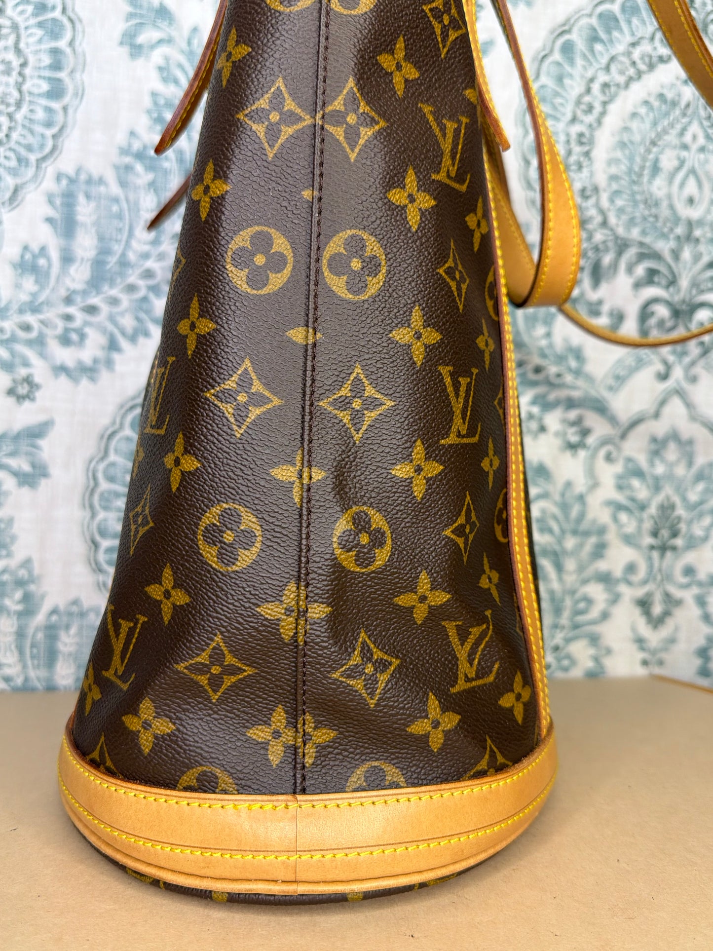 Louis Vuitton Bucket GM