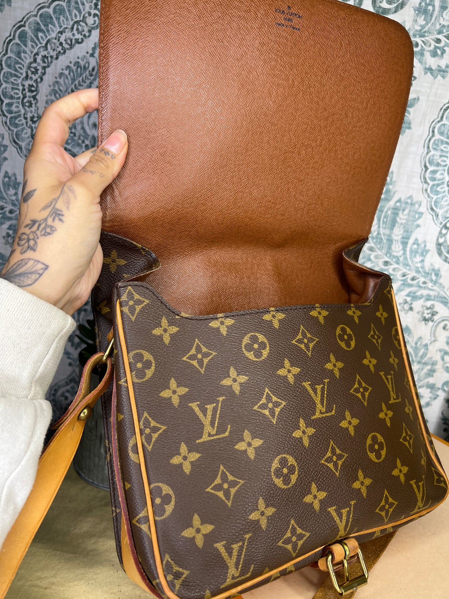 Louis Vuitton Cartouchiere GM