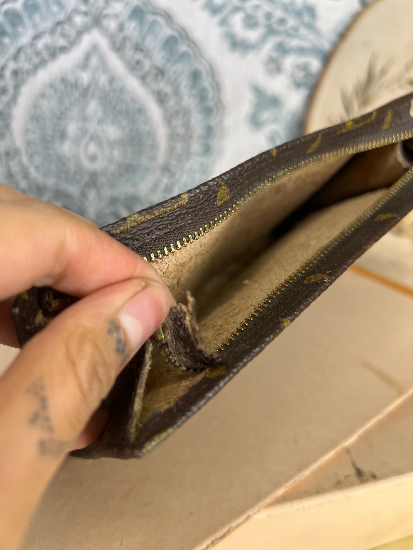 Louis Vuitton Bucket Pouch PM (damaged)