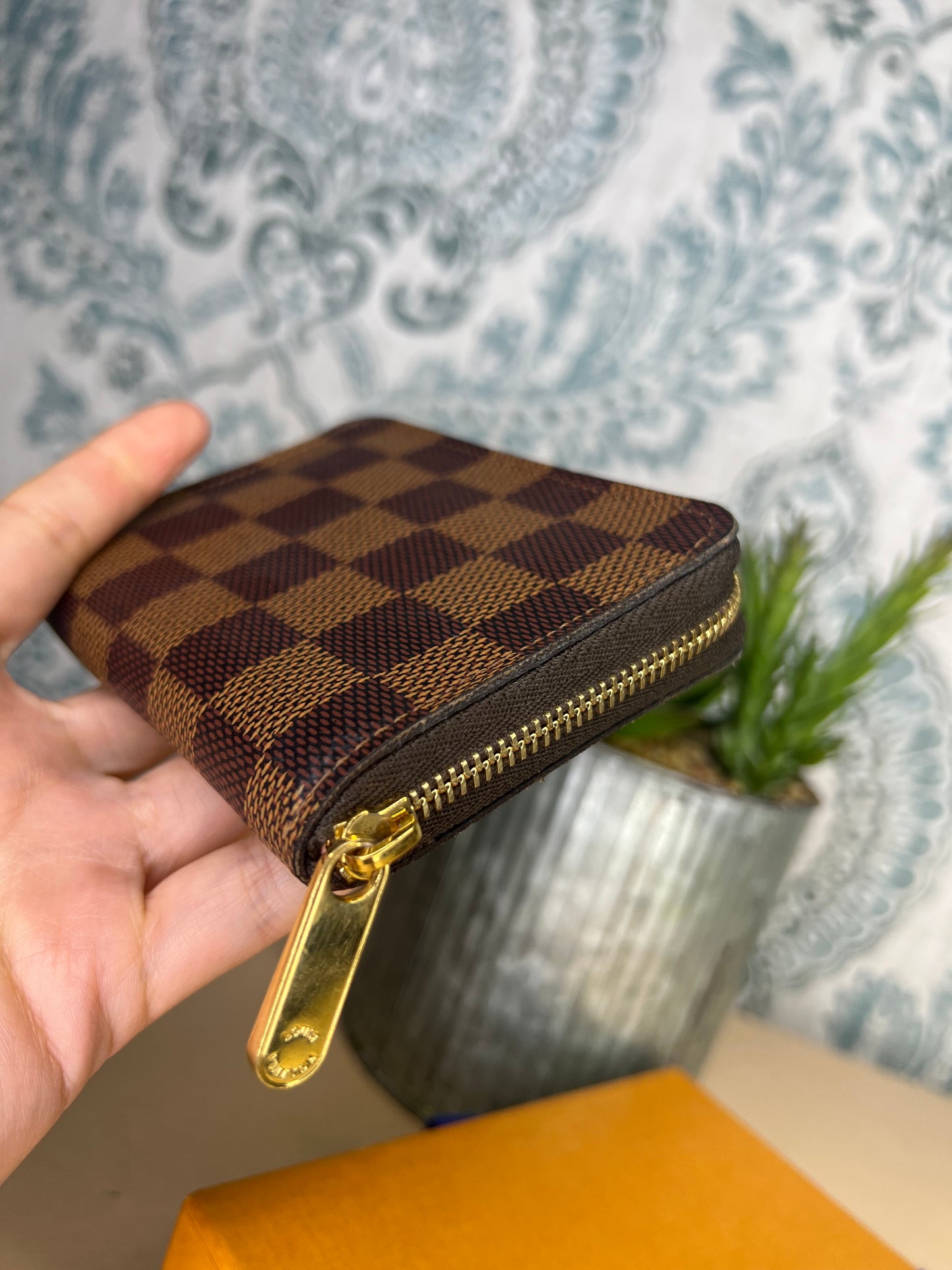 Louis Vuitton Rose Ballerine Zippy Compact Wallet